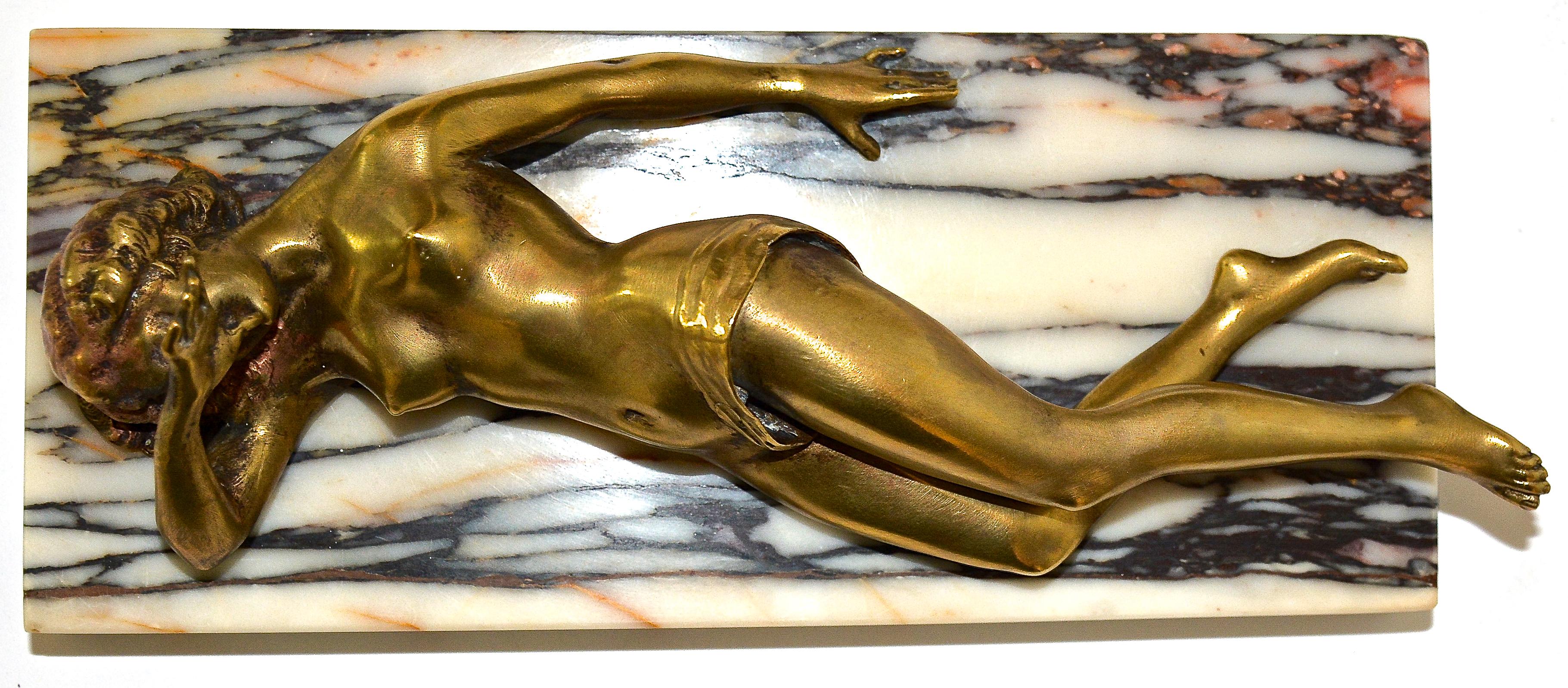 Early 20th Century Erotic Nude Bronze Cigar Cutter, Austria, 1910 3