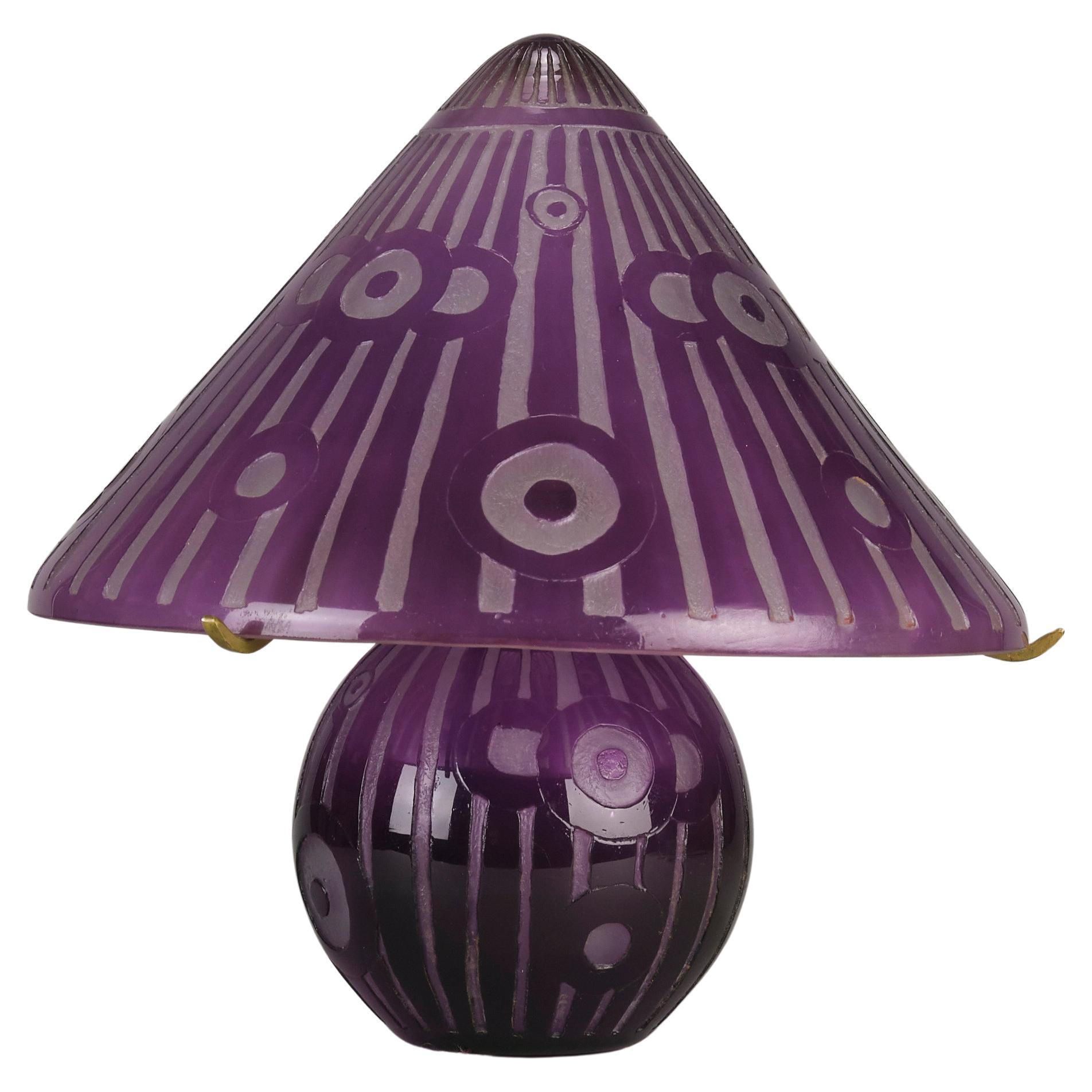 Early 20th Century Etched and Enameled Art Deco Lamp by Daum Frères For Sale