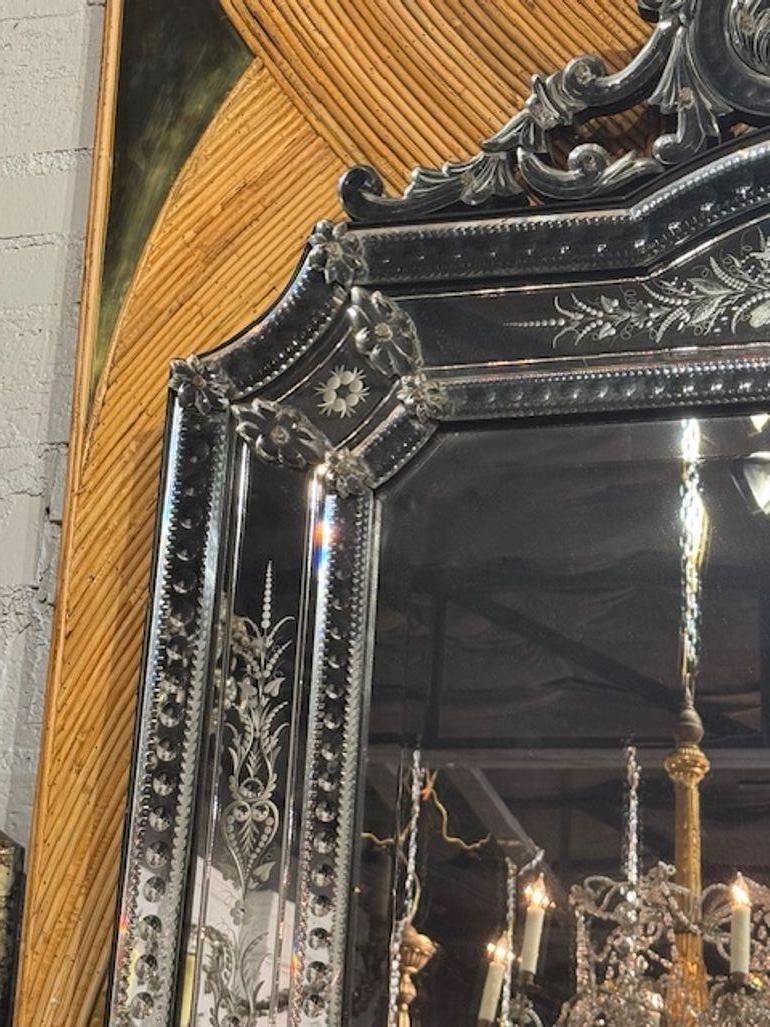 Italiano Specchio veneziano inciso dei primi del Novecento in vendita