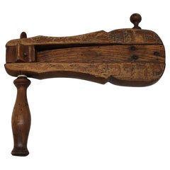 Early 20th Century European Hand-Carved Wooden Grogger
