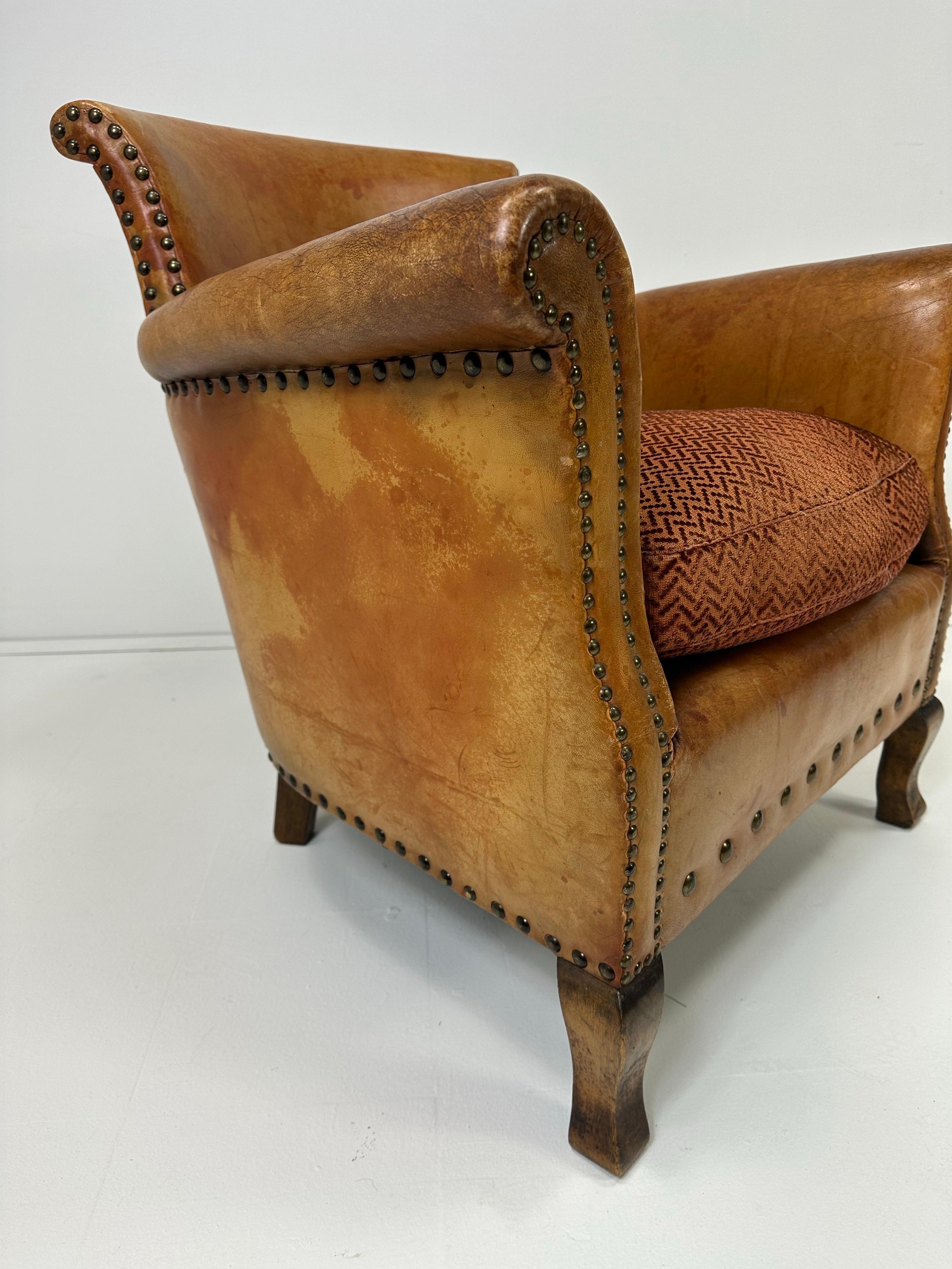 Art Nouveau Sedia da salotto in pelle europea dei primi del Novecento in vendita