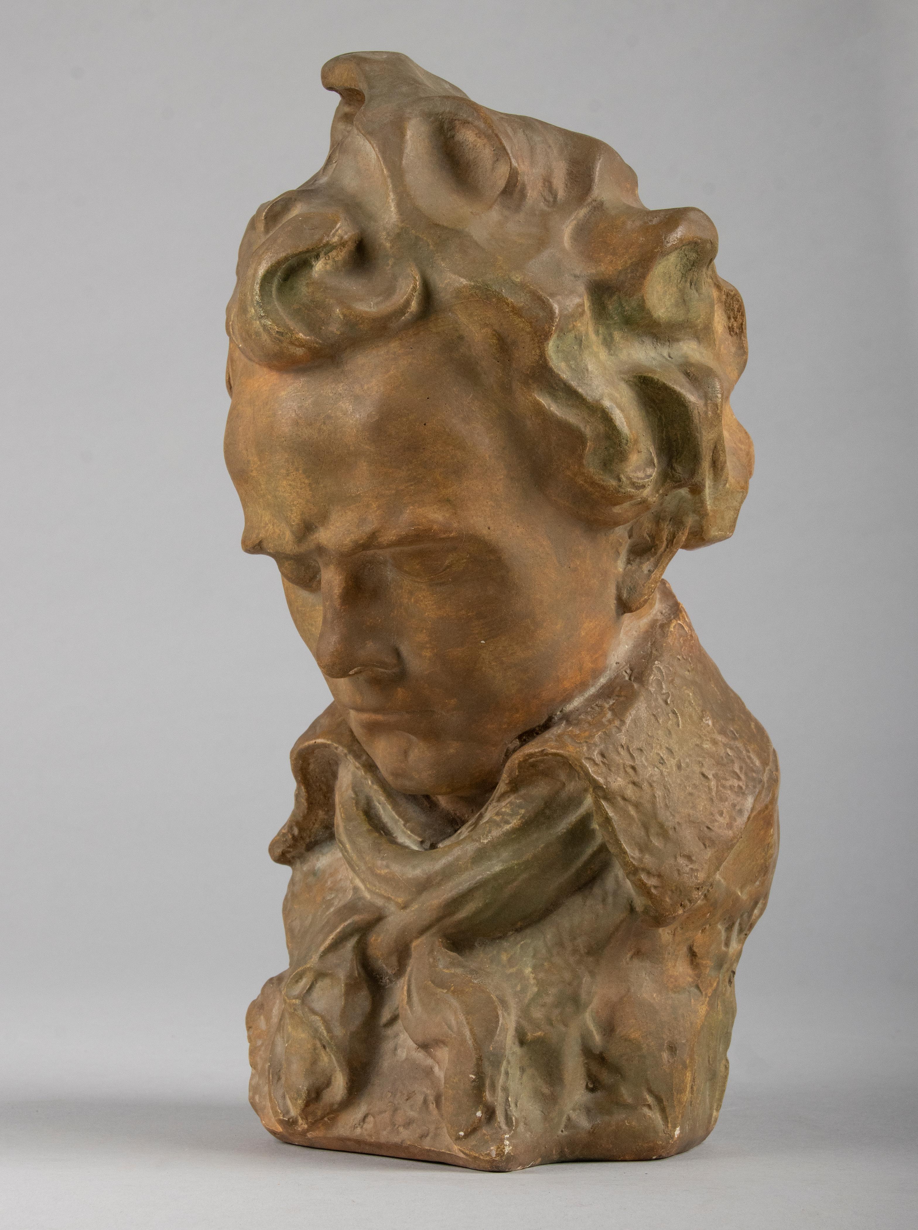 Early 20th Century Expressive Bust of Beethoven Made of Patinated Plaster 6