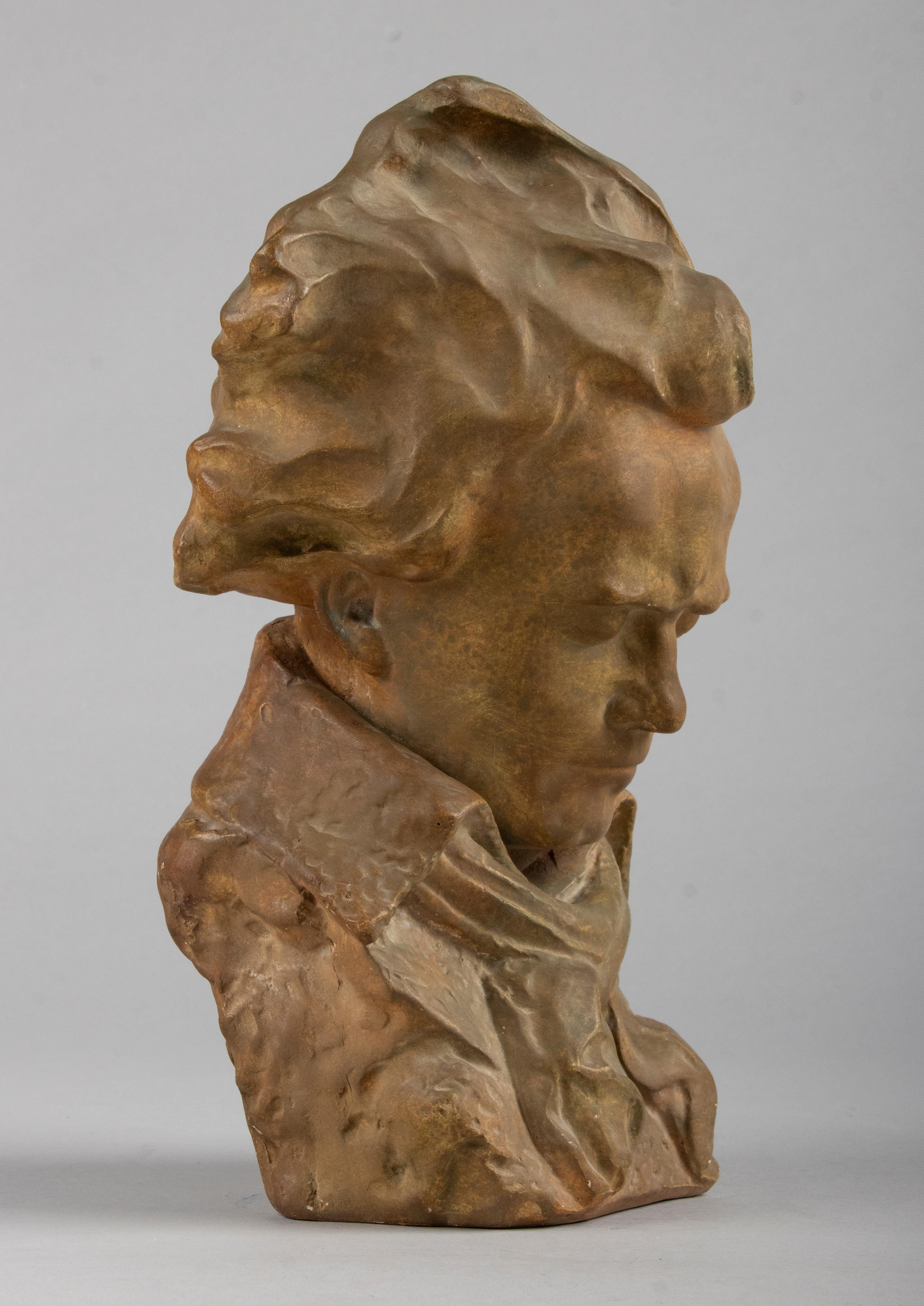 Early 20th Century Expressive Bust of Beethoven Made of Patinated Plaster 4