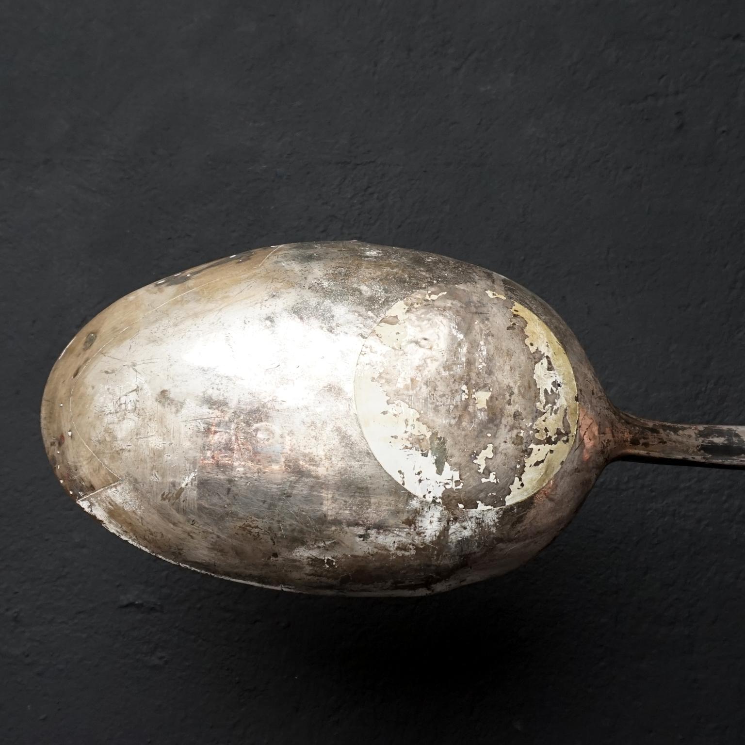 Early 20th Century Extra Large Belgium Plated Silver Advertising Spoon Sign For Sale 1