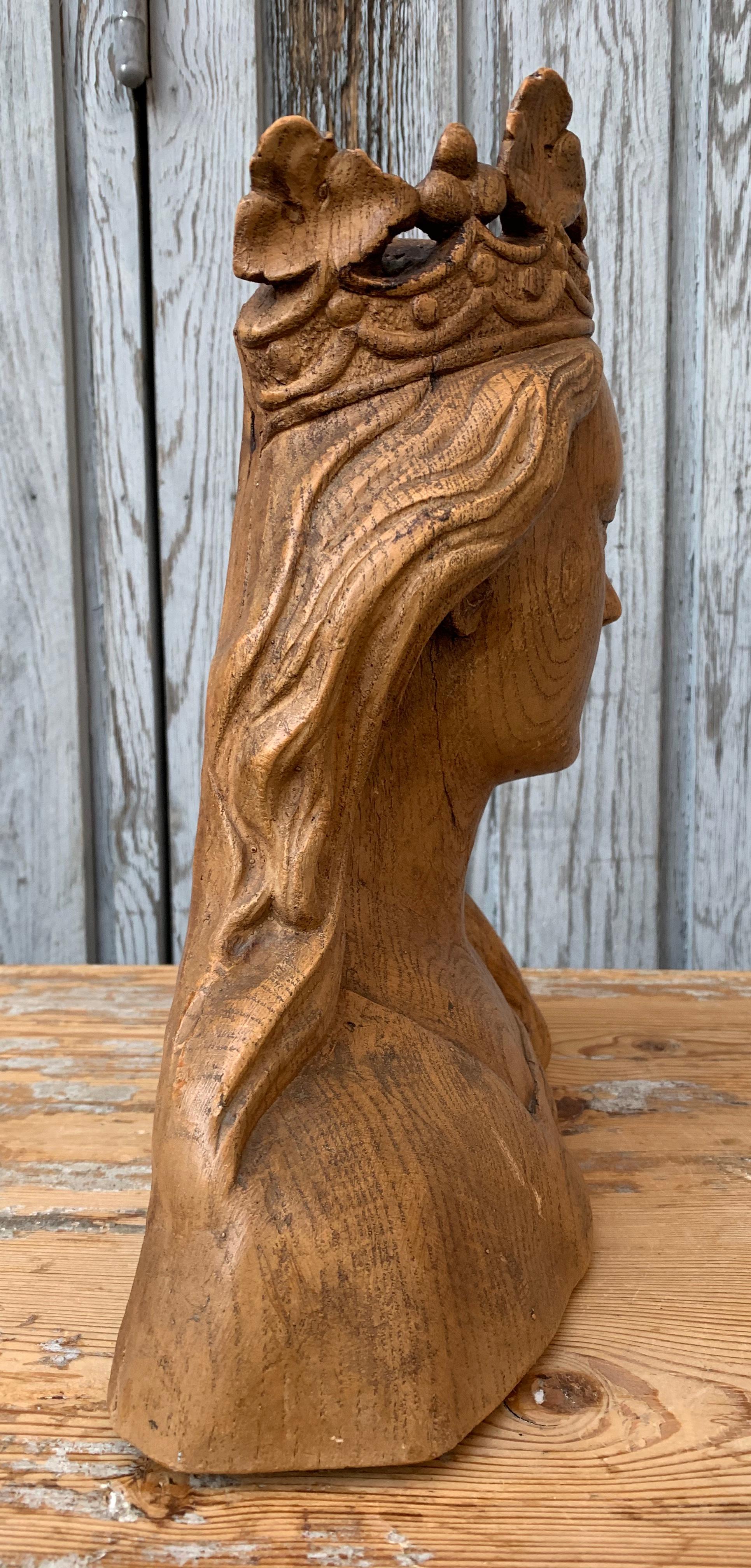 Early 20th Century Faux Bois Terracotta Sculpture of the Virgin Mary In Good Condition In Haddonfield, NJ