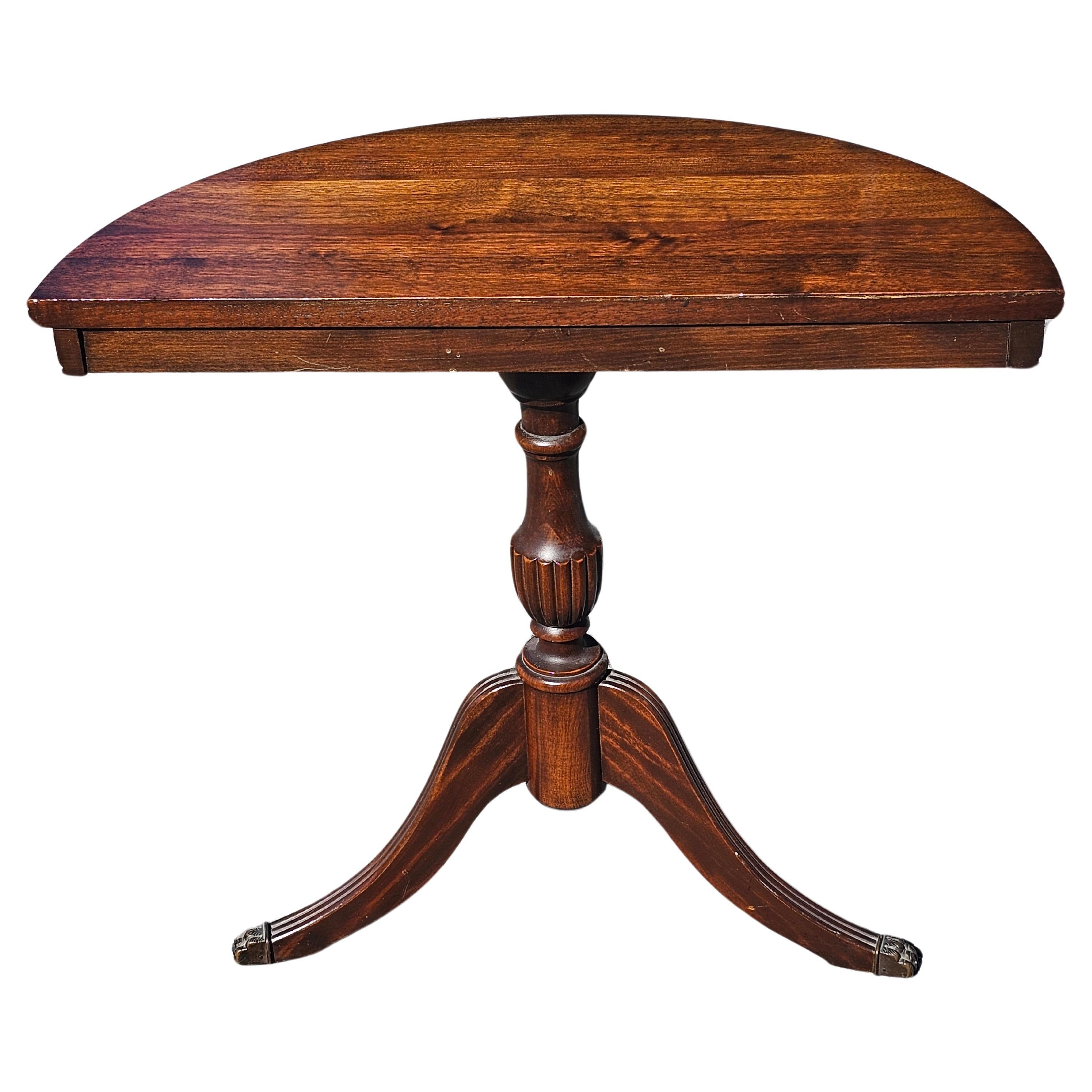 Early 20th Century Federal Mahogany Pedestal Trifid Demilune Table For Sale 2