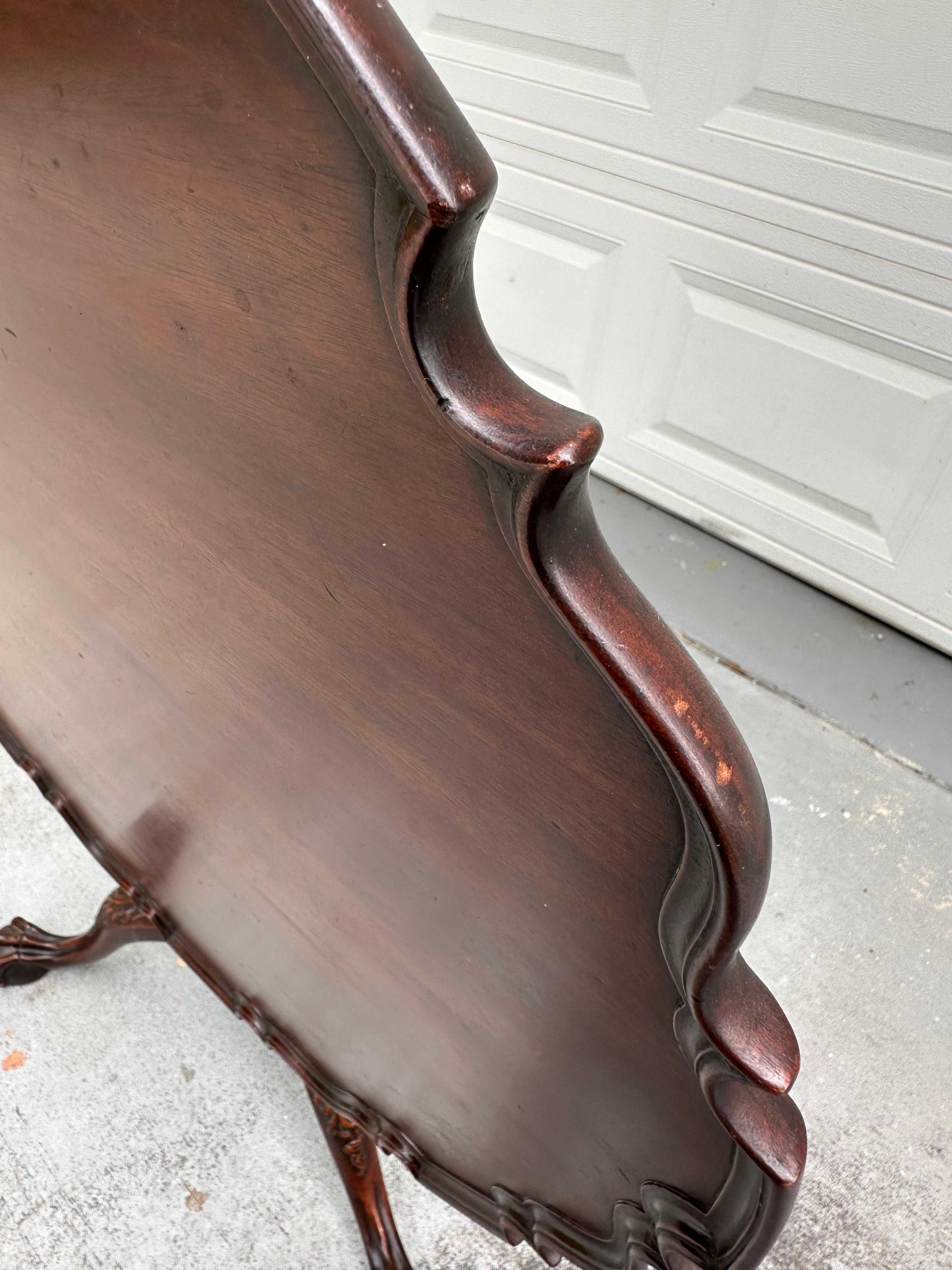 Early 20th Century Federal Style Mahogany Piecrust Birdcage Tilt-Top Table. For Sale 7