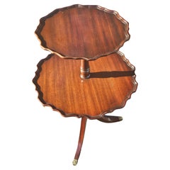 Early 20th Century Ferguson Bros Mfg Mahogany Pie Crust Two-Tier Dumbwaiter Tabl