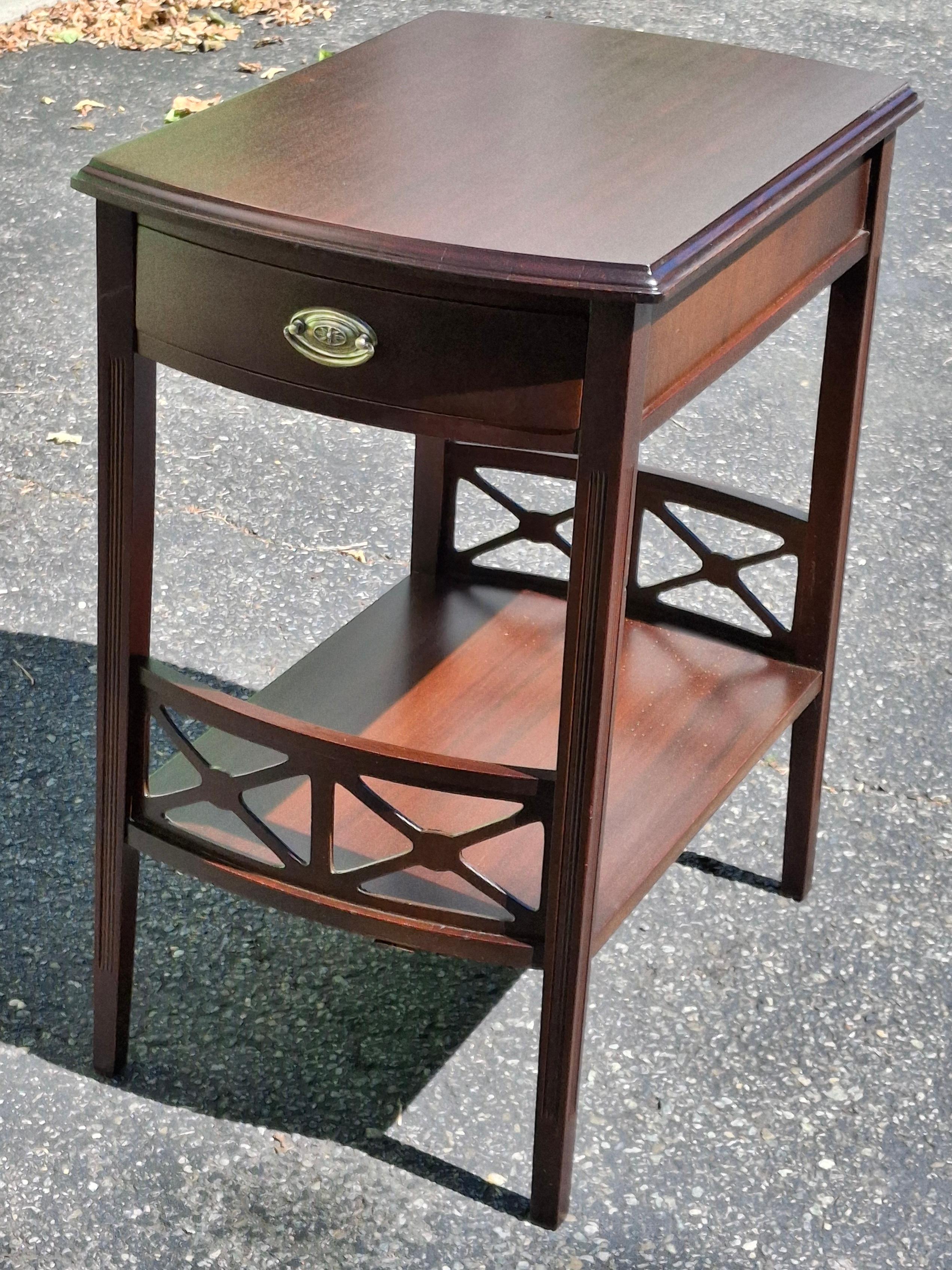 Table d'appoint en acajou de style Chippendale de Ferguson du début du 20e siècle en vente 2