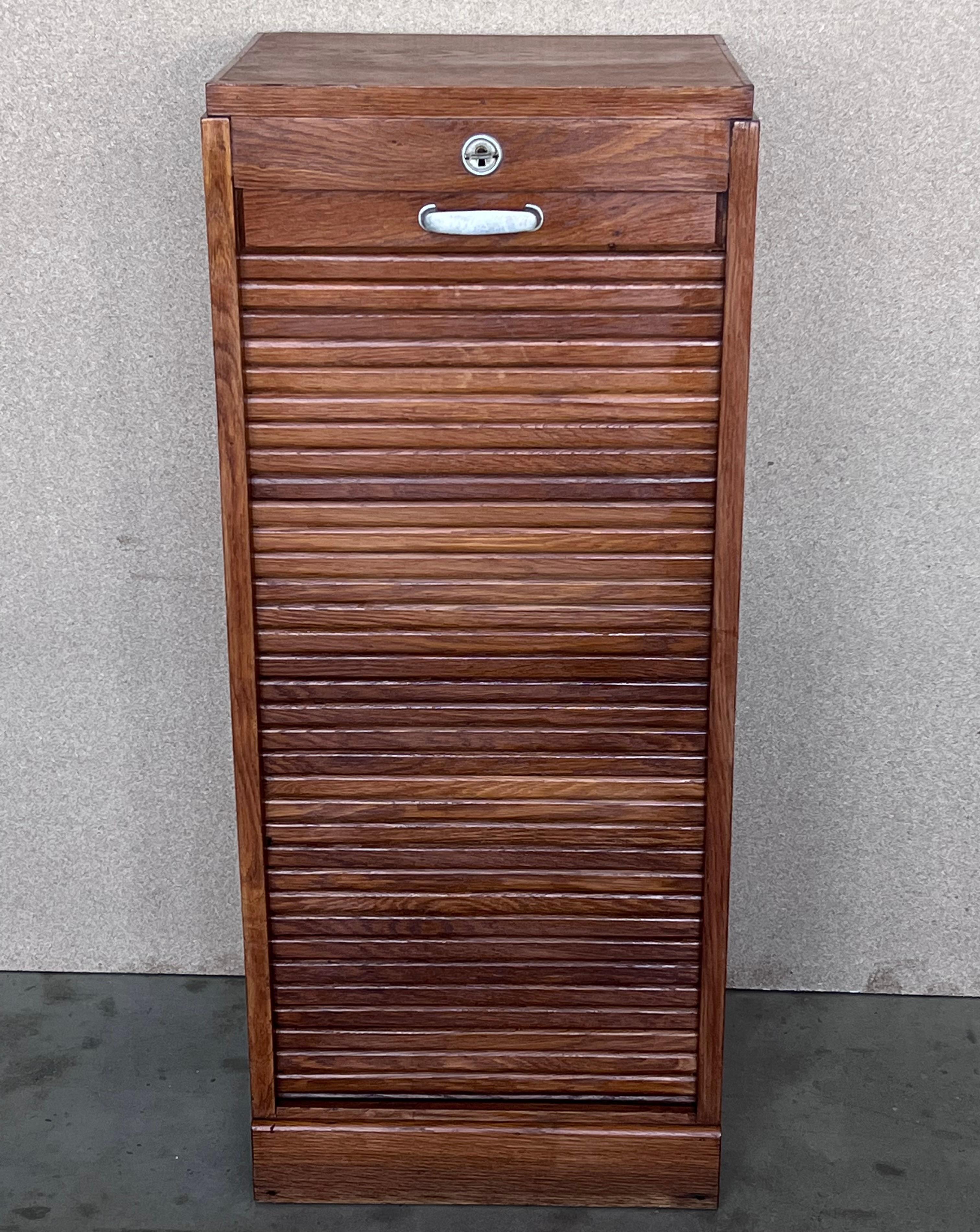 This French filing cabinet is another good example of the quality furniture that was made in those days. The angular design and wonderful warm walnut-colored patina are a delight to the eye. However, this original cabinet from the 1920s isn't just