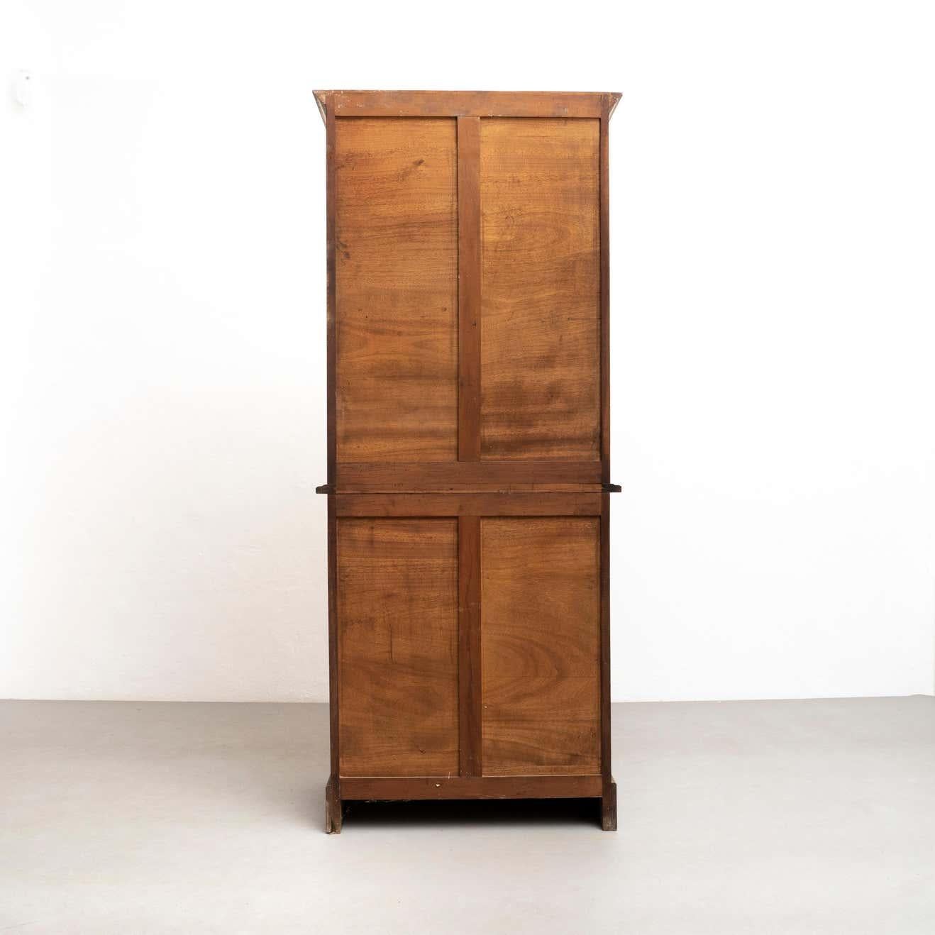 Early 20th Century Filing Cabinet with Two Louvers Doors For Sale 2