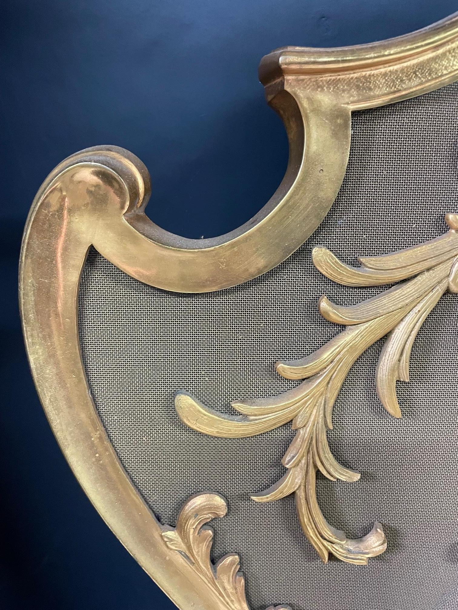 Rococo Pare-étincelles du début du XXe siècle dans le style rococo en vente