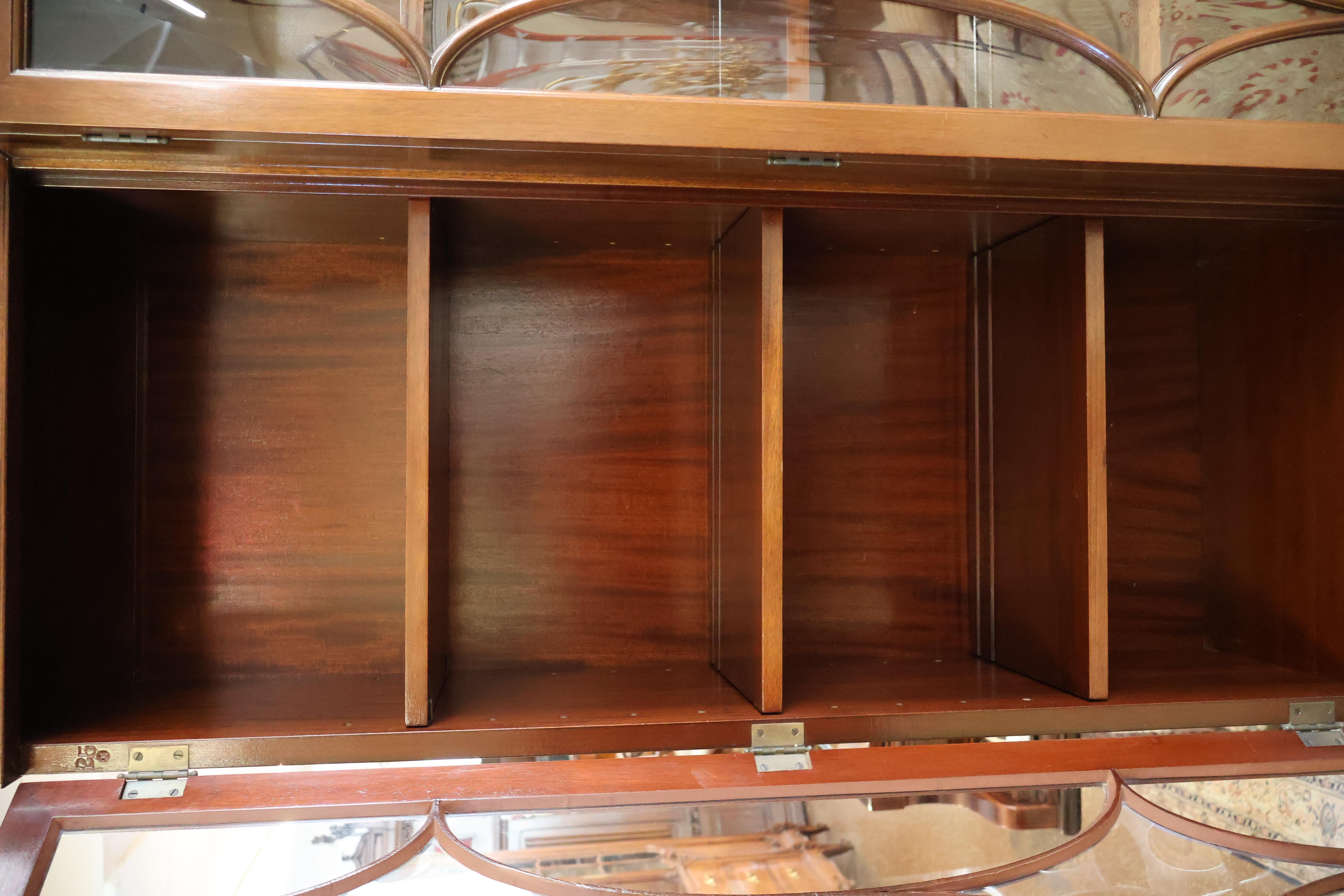 Early 20th Century Flame Mahogany Cabinet Bookcase Breakfront By Warsaw For Sale 6