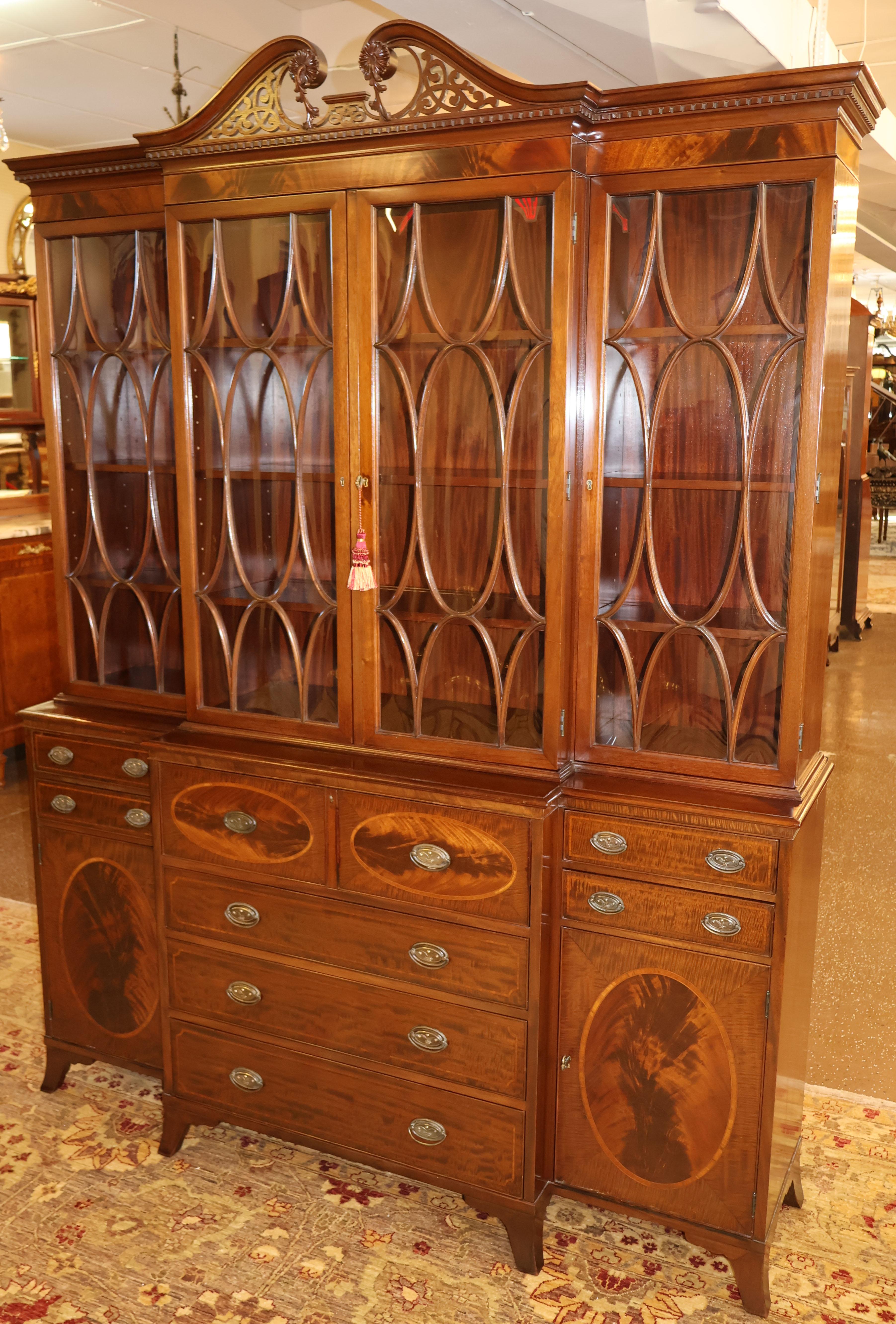 Early 20th Century Flame Mahogany Cabinet Bookcase Breakfront By Warsaw For Sale 1