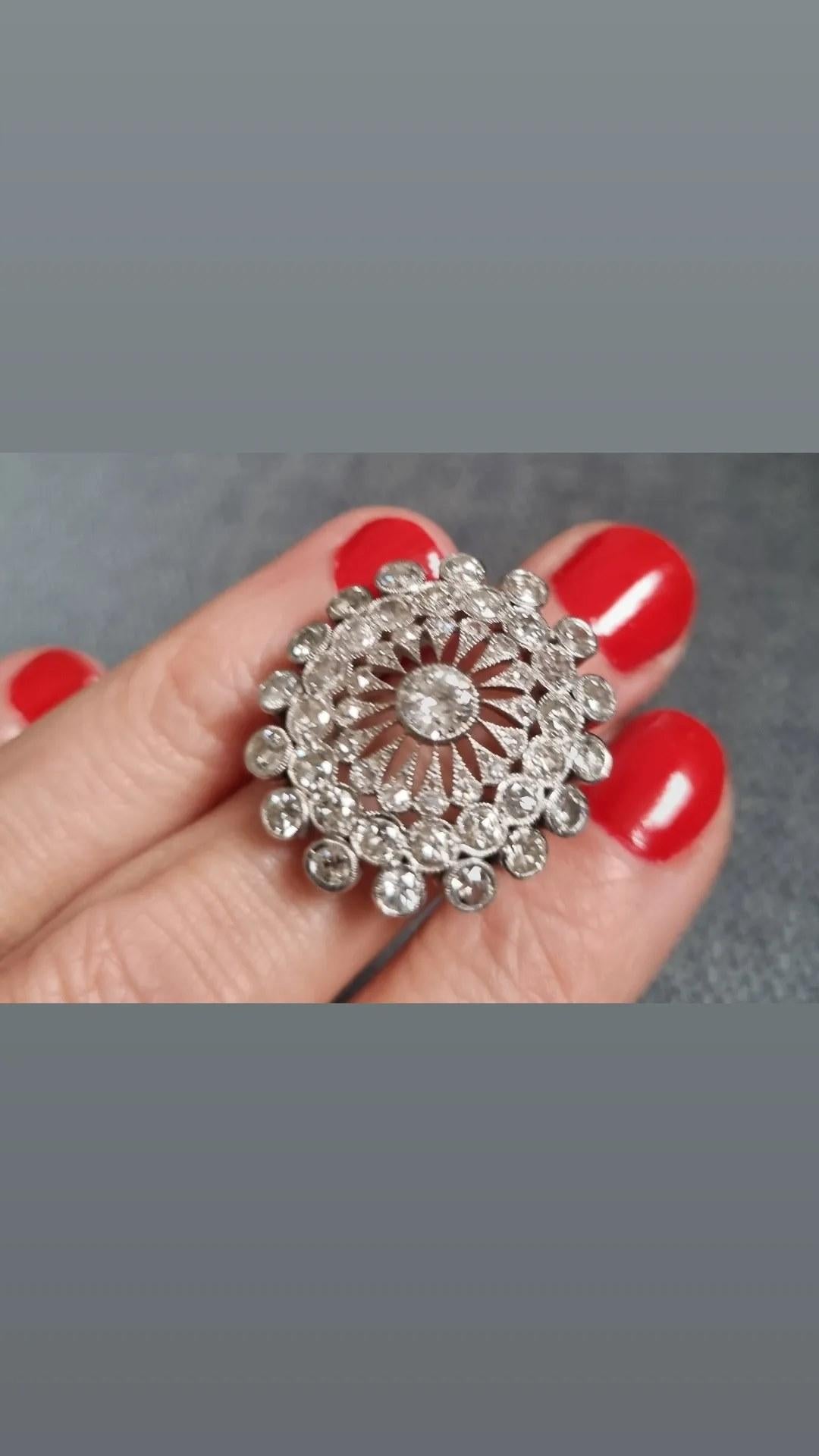 Women's Early 20th Century Floral Spray Diamond  Platinum Ring For Sale