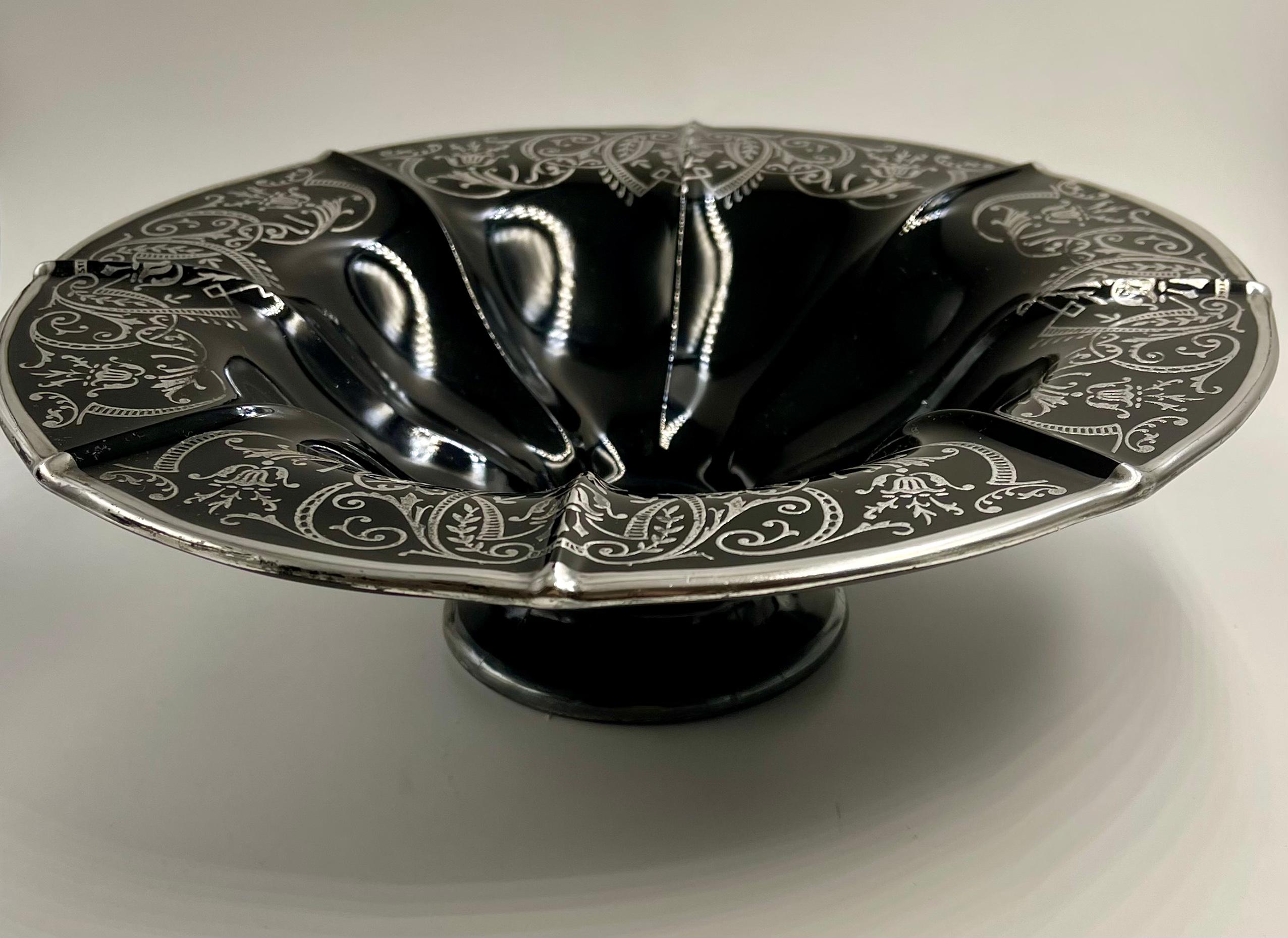 Early 20th Century Floral Sterling Silver Black Amethyst Glass Footed Bowl For Sale 5
