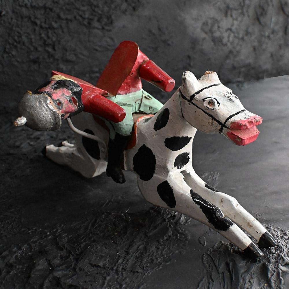 Art populaire du début du 20e siècle, figurine de massacre de fête foraine renversée en vente 1