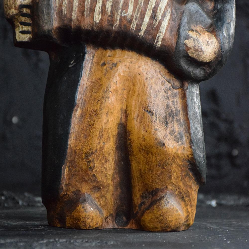 Figura di musicista di arte popolare dell'inizio del XX secolo In condizioni buone a London, GB