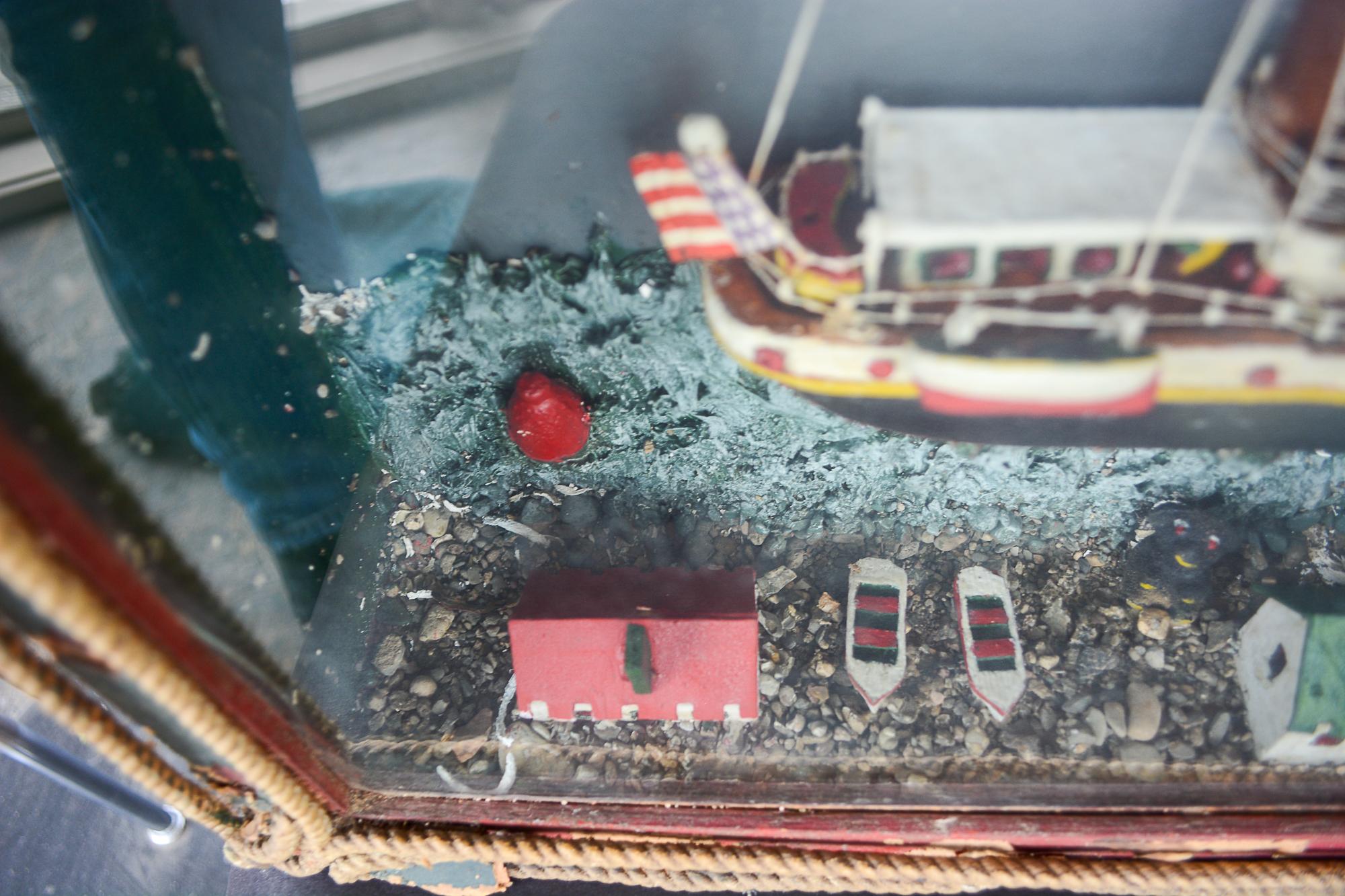Diorama di nave di arte popolare dell'inizio del XX secolo in vendita 6