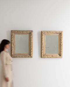 Early 20th Century France Antique Cream Giltwood Pair Of Giltwood Wall Mirrors