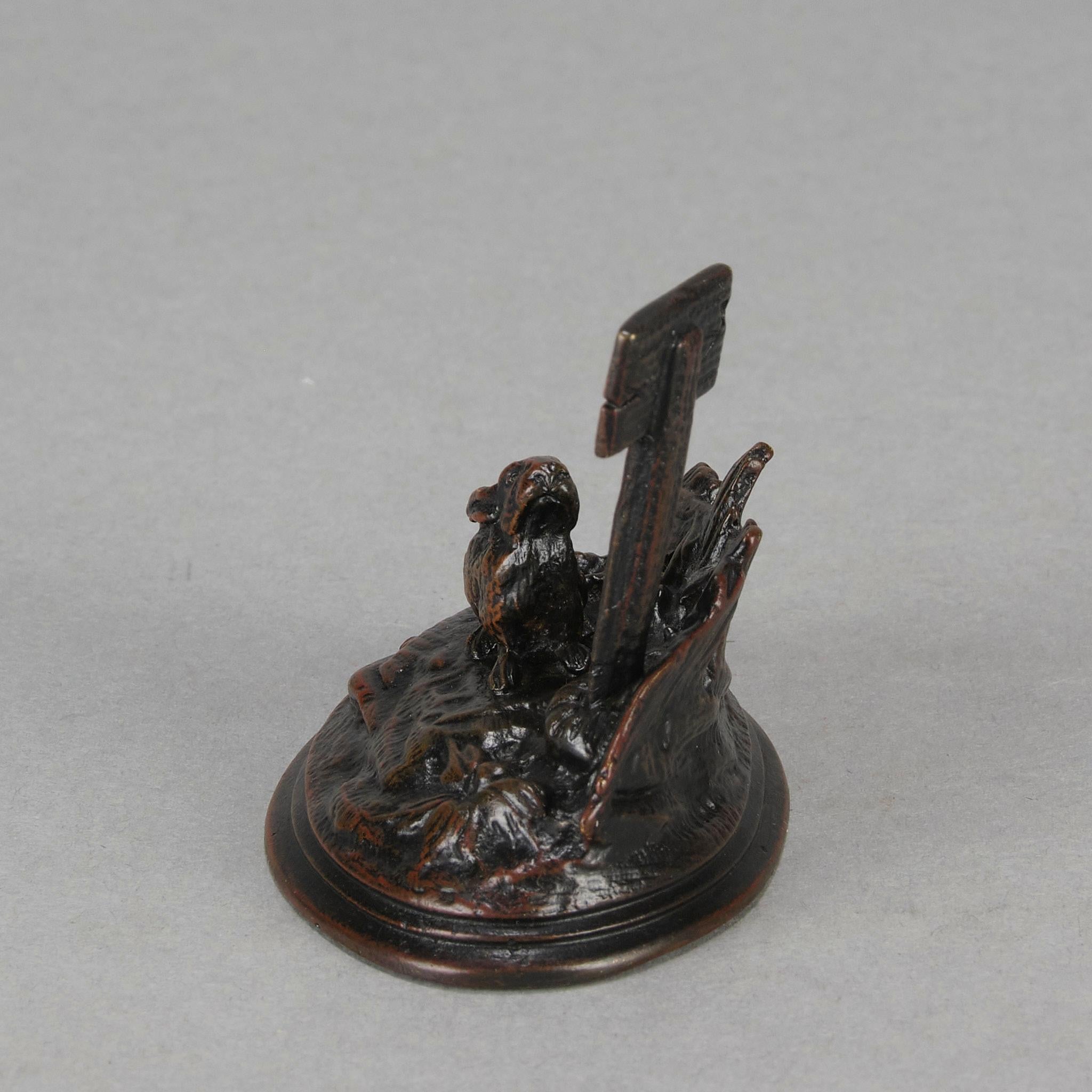 Moulage Bronze animalier français du début du 20e siècle intitulé « Lapin en colère » en vente