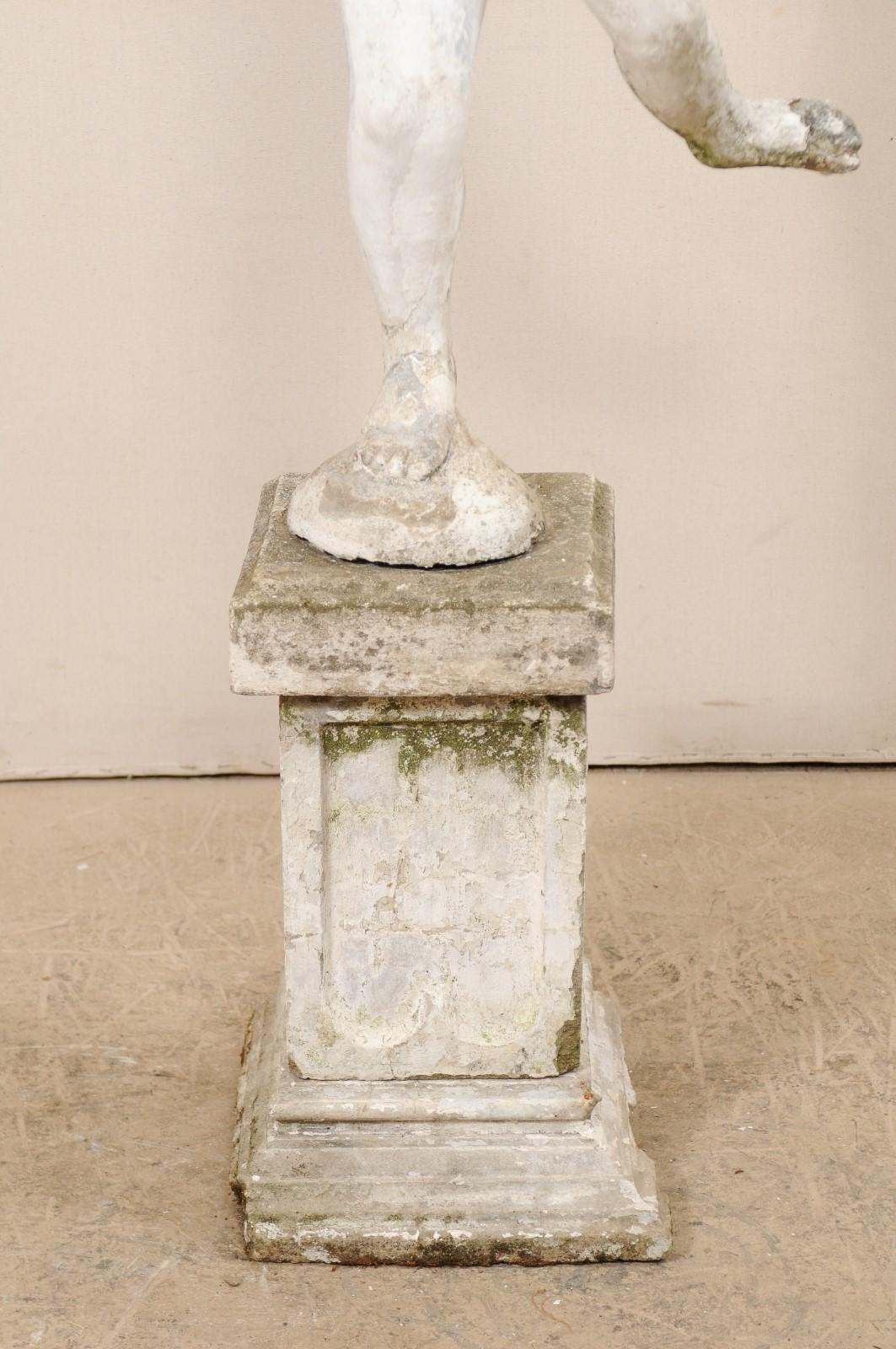 Französische antike Amor-Gartenstatue des frühen 20. Jahrhunderts im Angebot 6