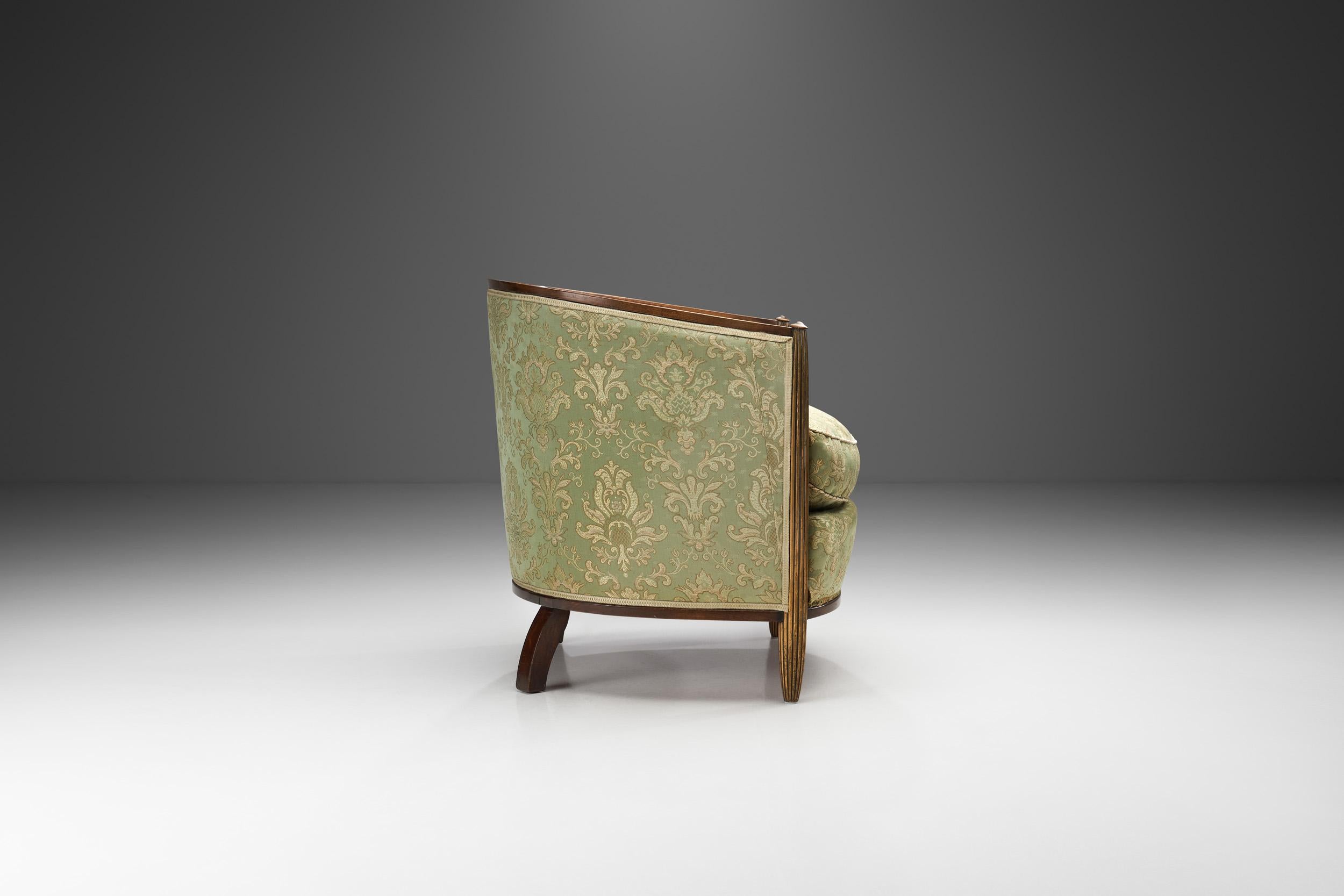Early 20th Century French Armchair, France ca 1920s For Sale 1