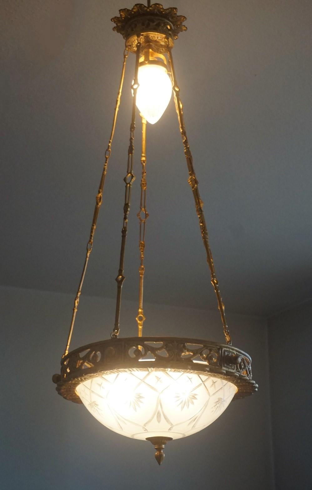 French Art Deco Bronze Cut Glass Chandelier, Early 20th Century For Sale 6