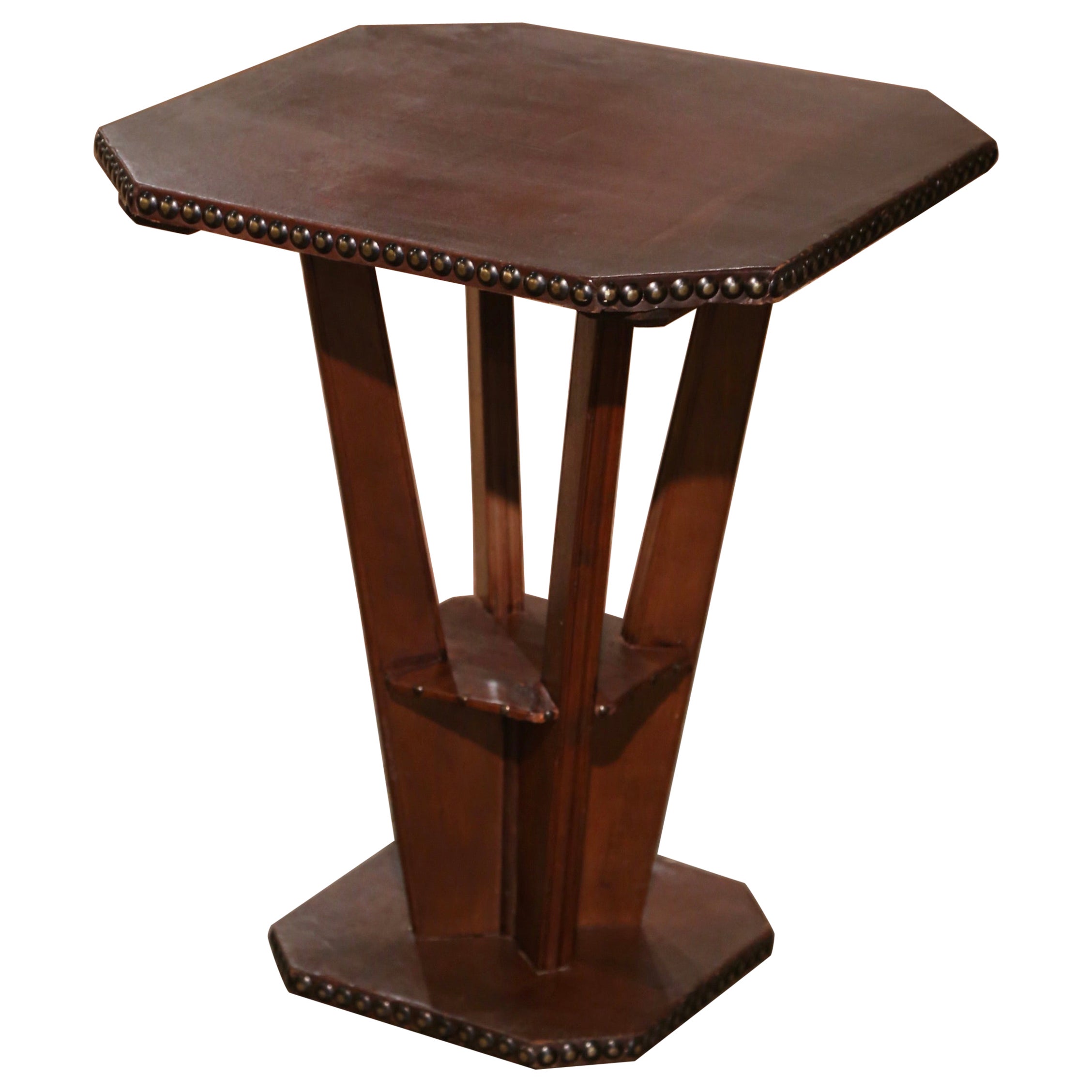 Table de Gueridon en chêne et cuir Art Déco français du début du 20e siècle