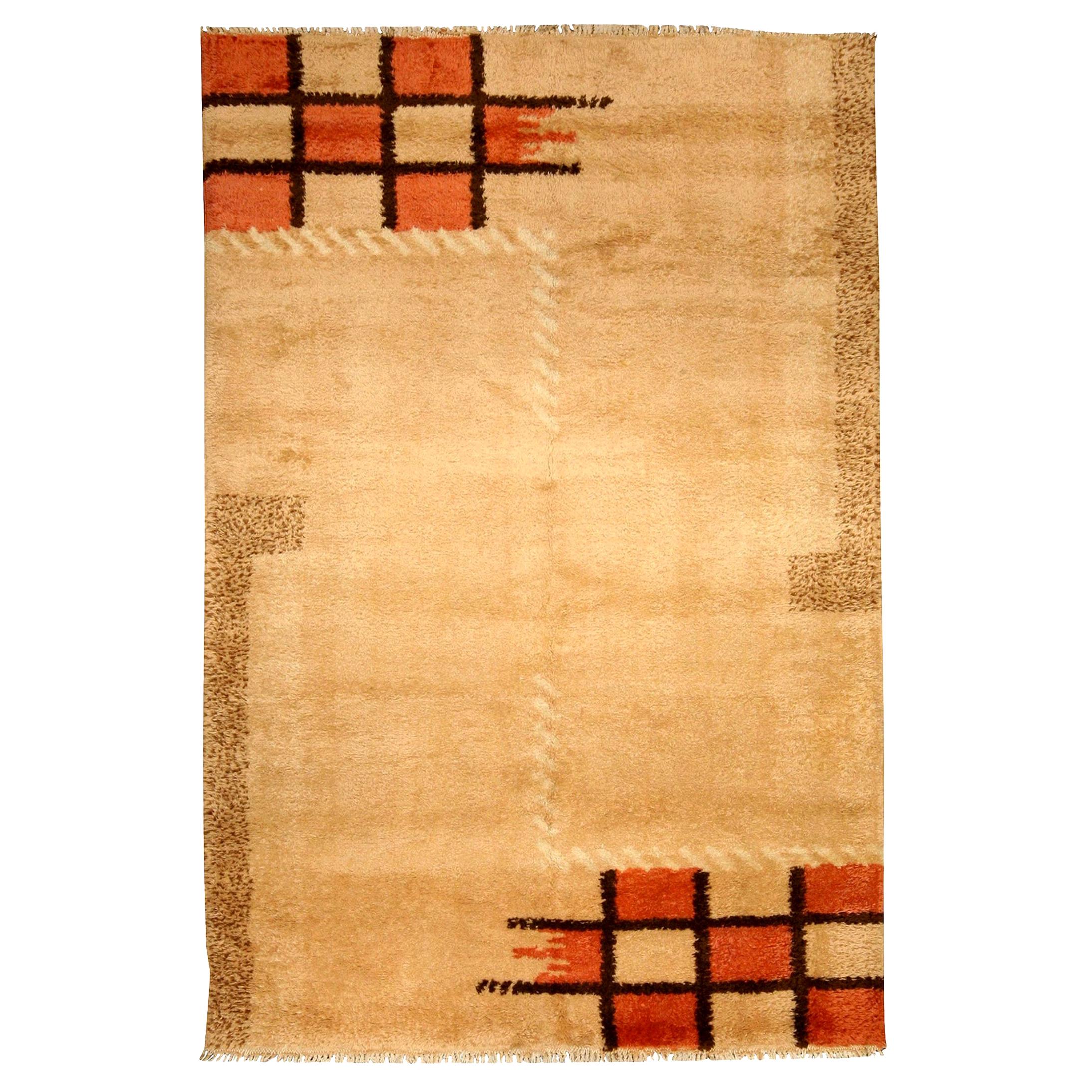 Early 20th Century French Art Deco Handmade Rug For Sale