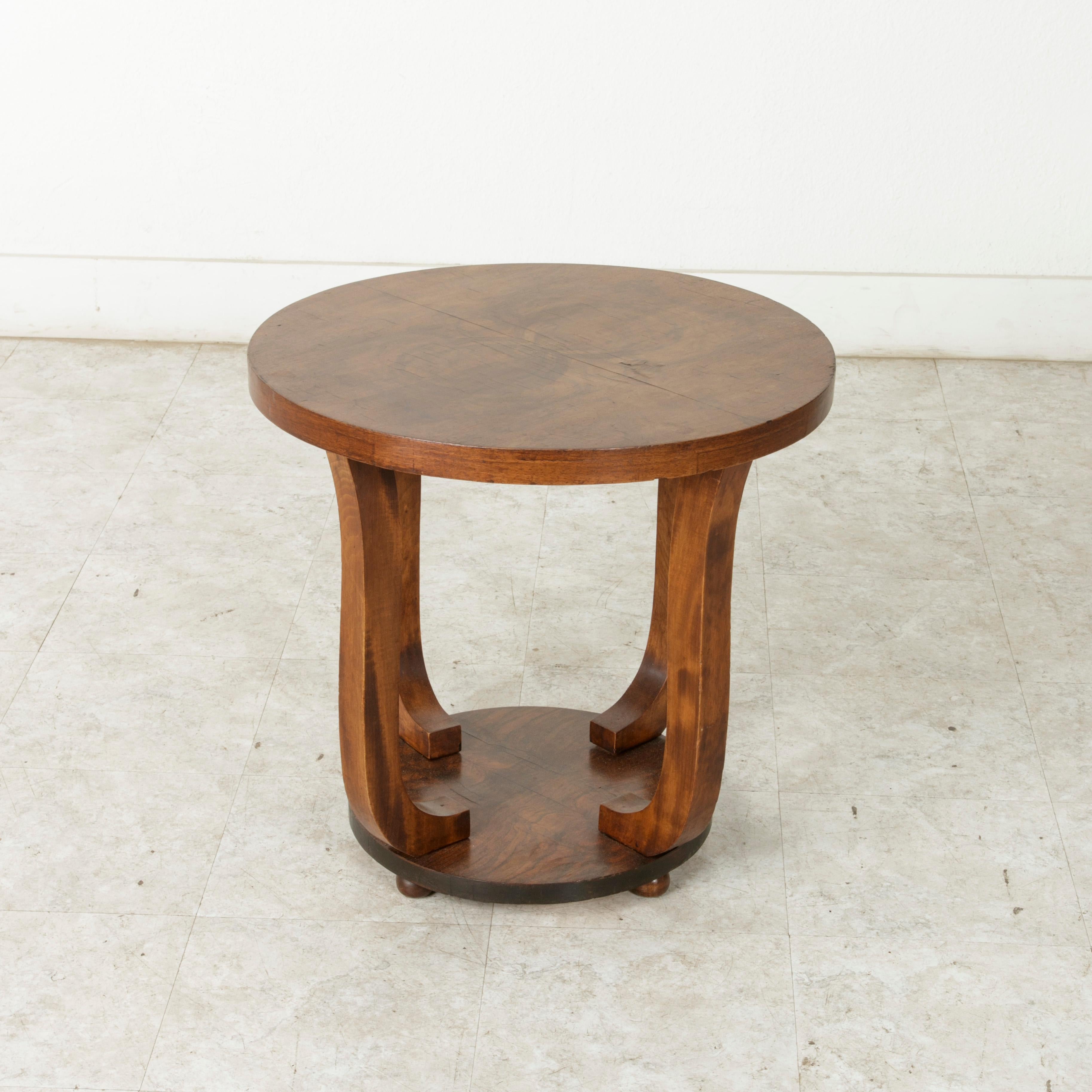 Early 20th Century French Art Deco Period Burl Walnut Guéridon or Side Table 5