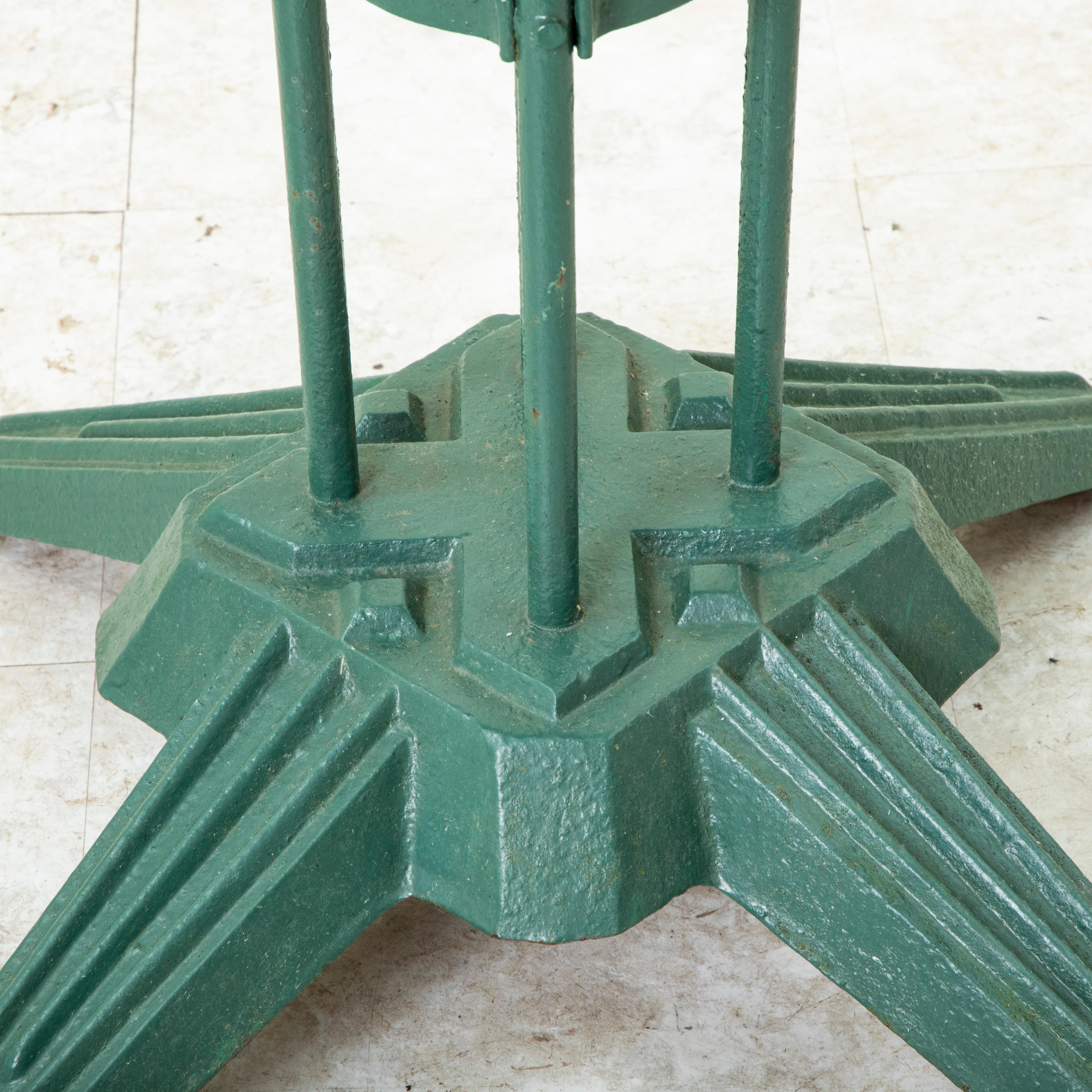 Early 20th Century French Art Deco Period Cast Iron Garden Table For Sale 7