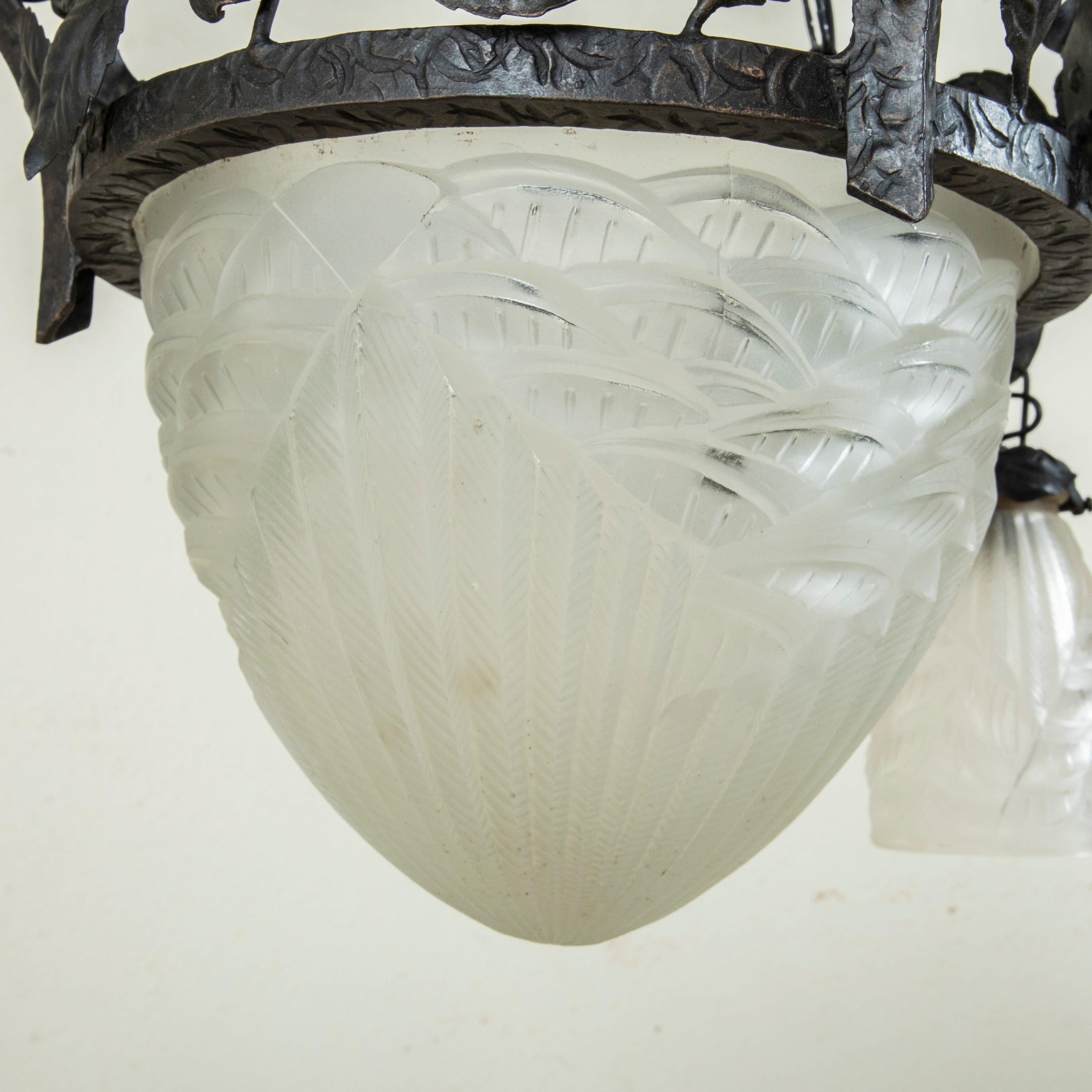 Early 20th Century French Art Deco Period Iron and Glass Chandelier, Four Lights For Sale 6