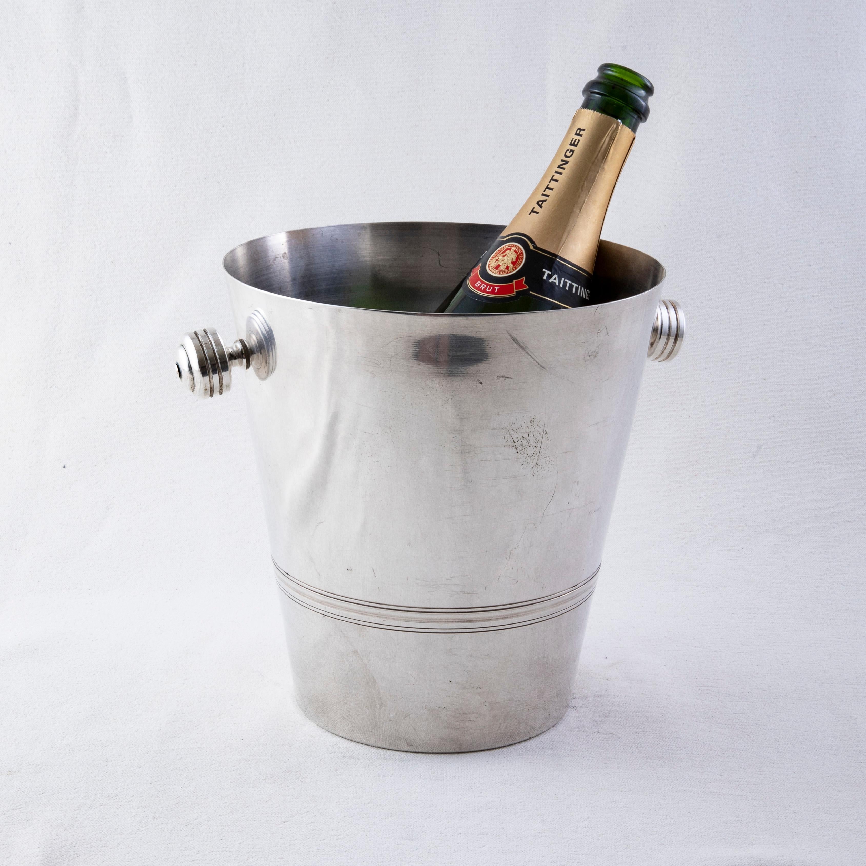Early 20th Century French Art Deco Period Silver Plate Champagne Bucket For Sale 7