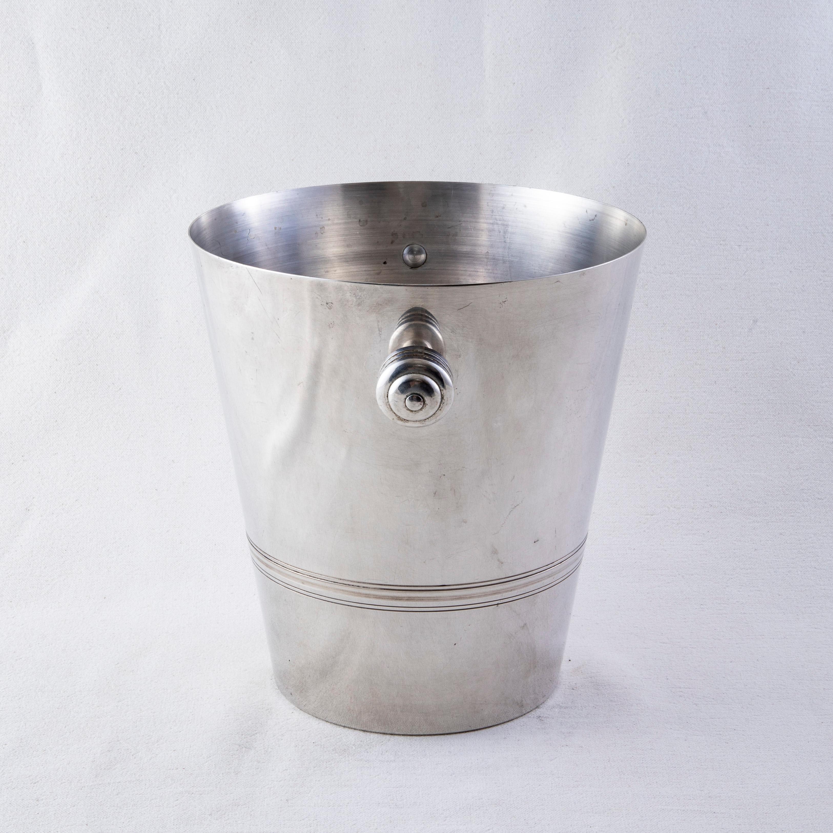 Early 20th Century French Art Deco Period Silver Plate Champagne Bucket For Sale 1