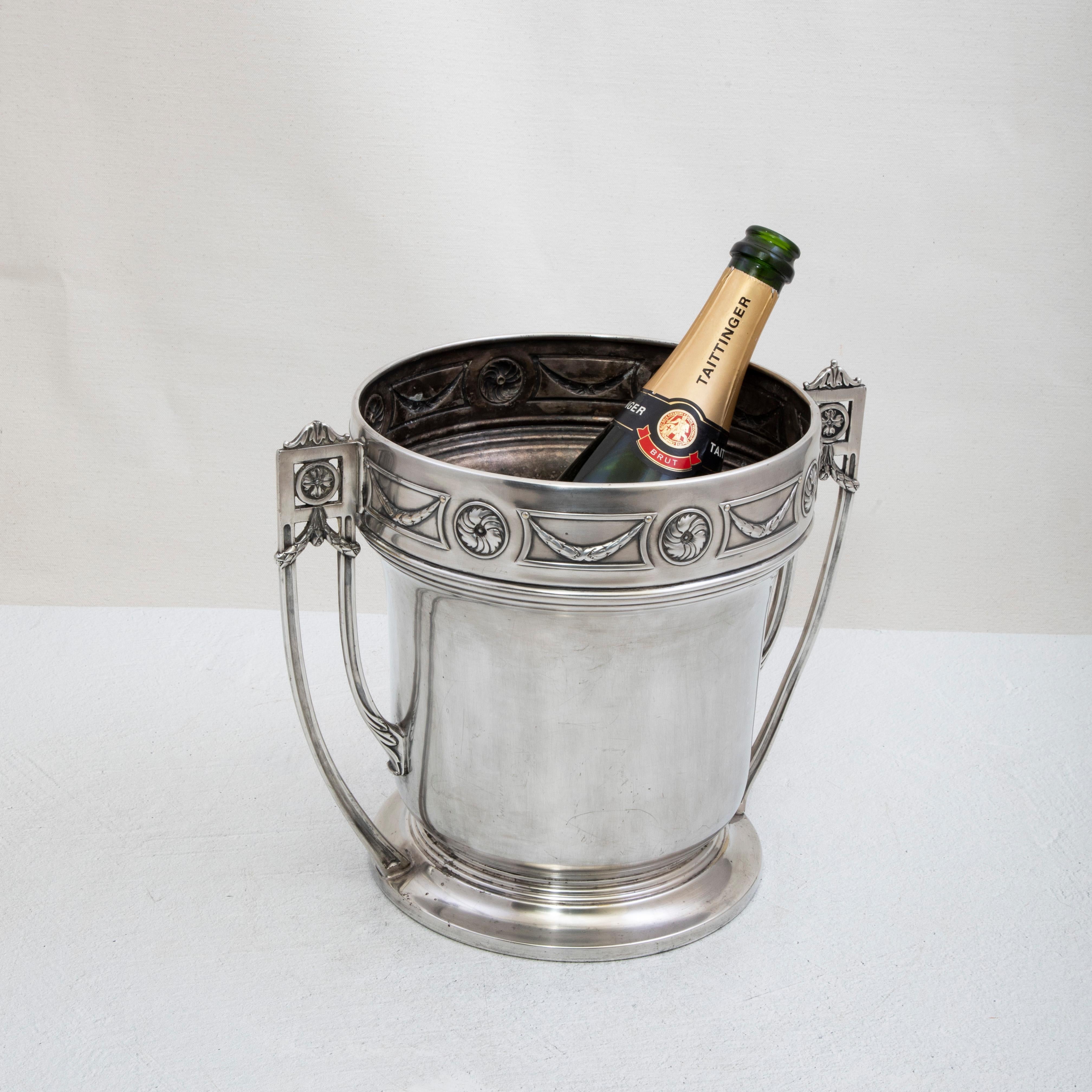 Französischer versilberter Champagnerkübel im Art déco-Stil des frühen 20. Jahrhunderts, Weinkühler im Angebot 7