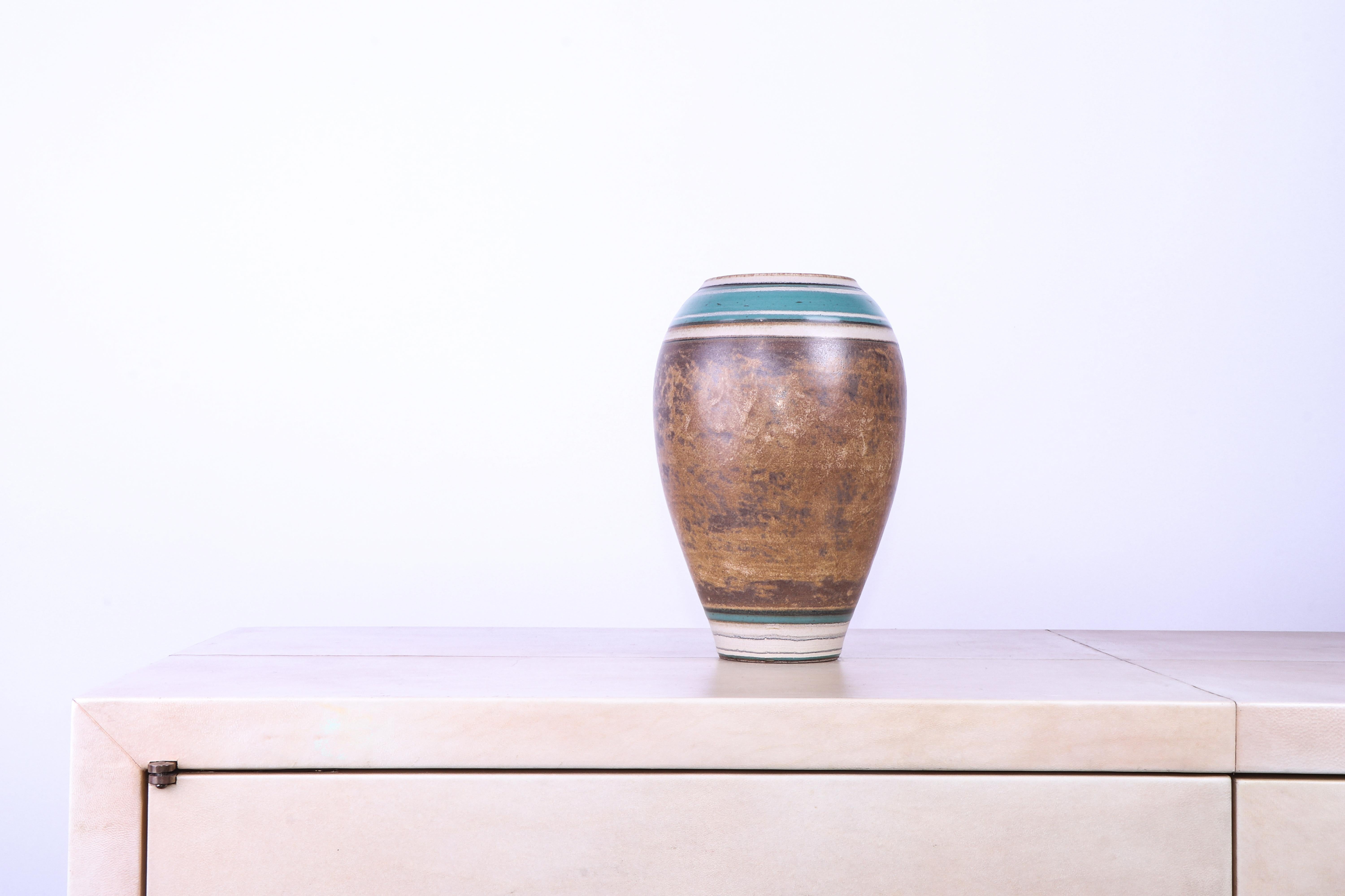 Early 20th Century French Art Deco Vase In Excellent Condition For Sale In PARIS, FR