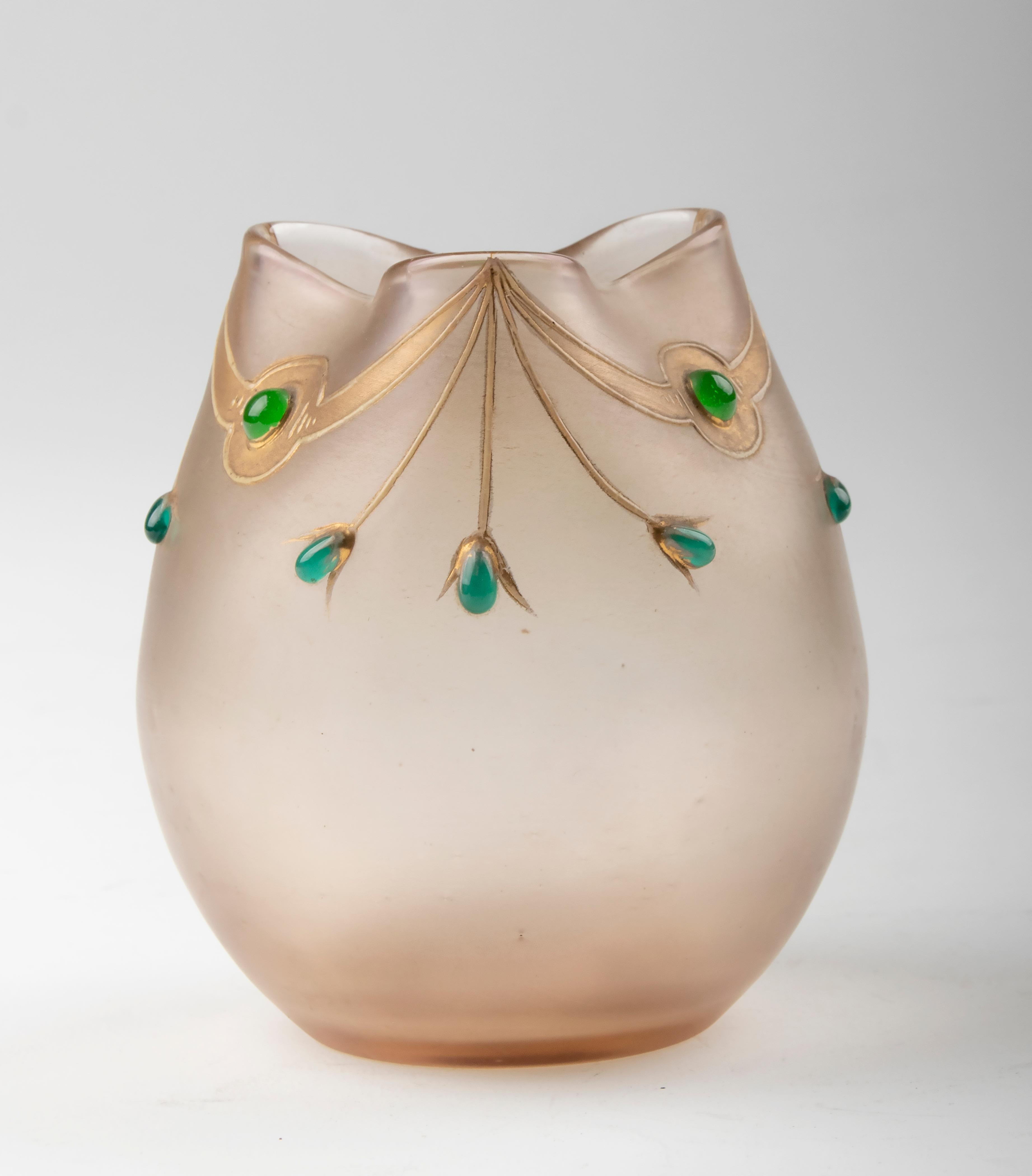 Early 20th Century French Art Nouveau Vase Iridescent Glass For Sale 8