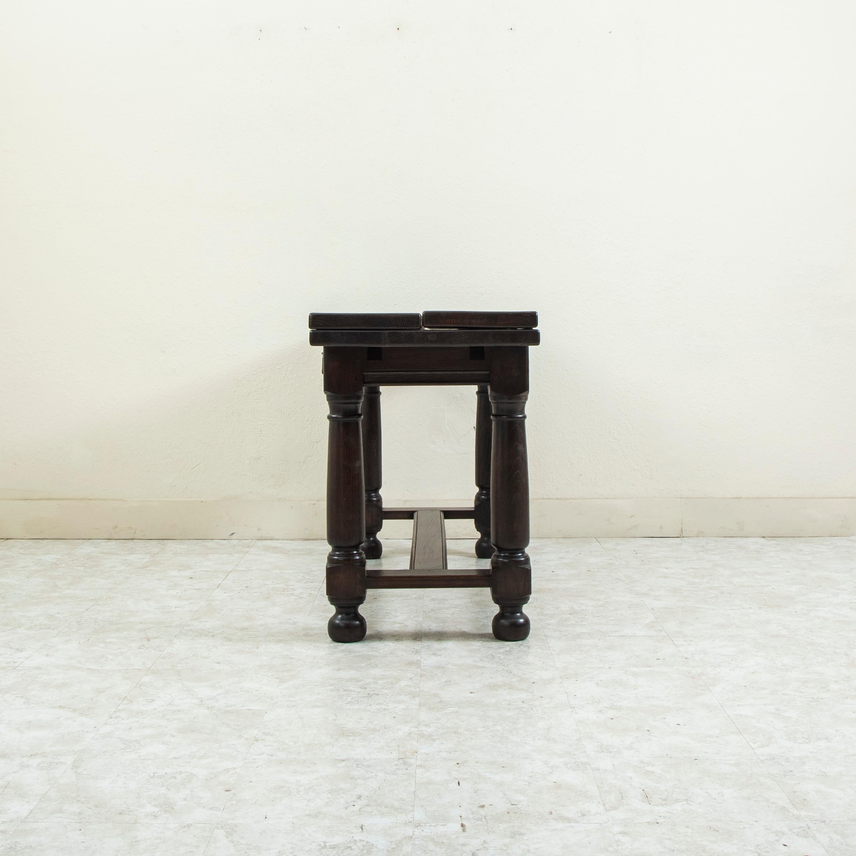 Early 20th Century French Artisan-Made Chestnut Hunt Table, Dining Table Console 1