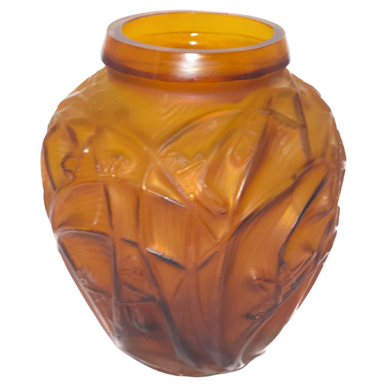 Early 20th-Century French Attributed Lalique Glass Vase with Lobster Motif