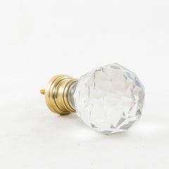 Colonne d'escalier en cristal taillé de Baccarat:: début du 20ème siècle:: avec base en bronze