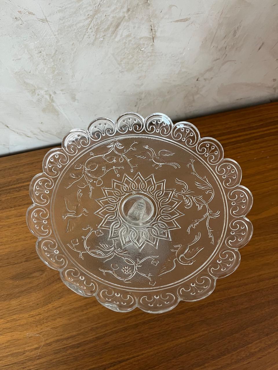 Plat de service en verre de style Baccarat, début du 20e siècle, années 1900 Bon état - En vente à LEGNY, FR