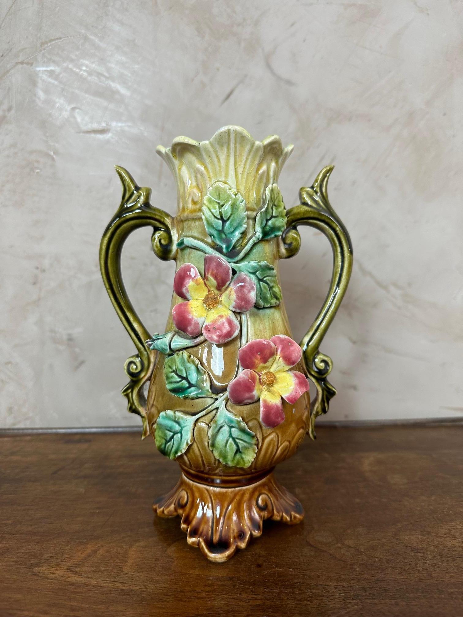 Inizio XX secolo Vaso di Barbotine francese dell'inizio del XX secolo, 1900 in vendita