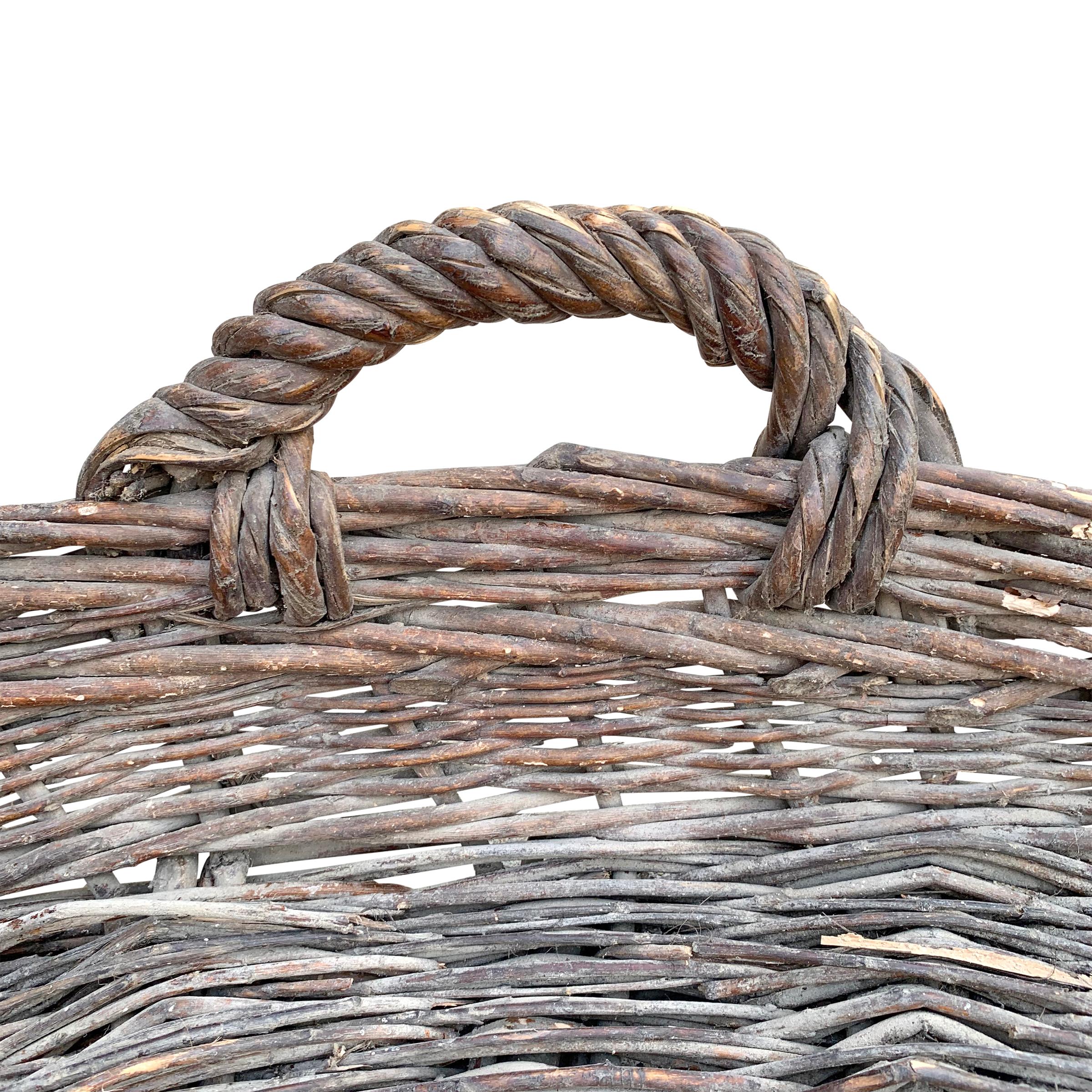 Early 20th Century French Basket In Good Condition In Chicago, IL