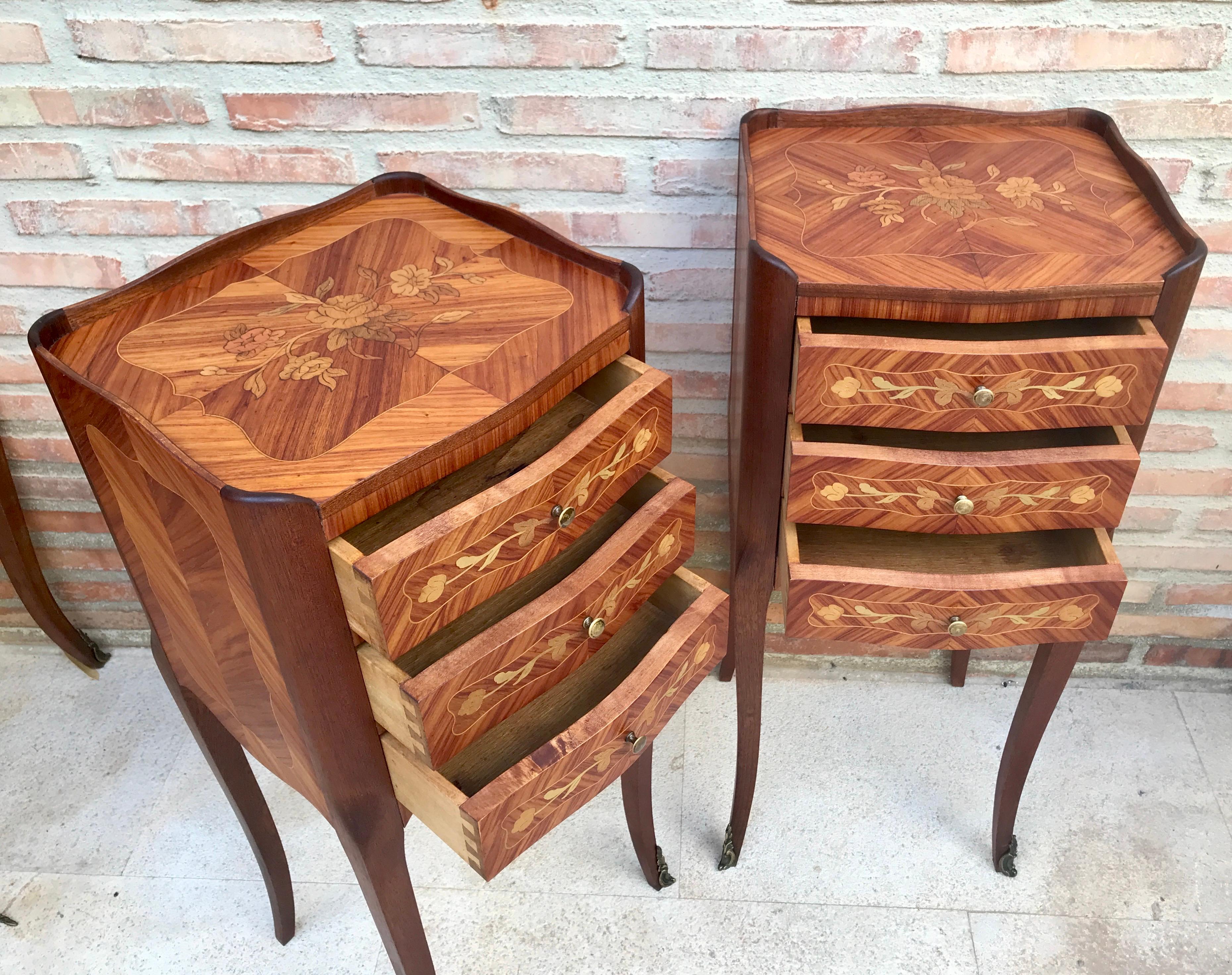 Early 20th Century French Bedside Tables in Marquetry & Bronze with Iron Details In Good Condition For Sale In Miami, FL