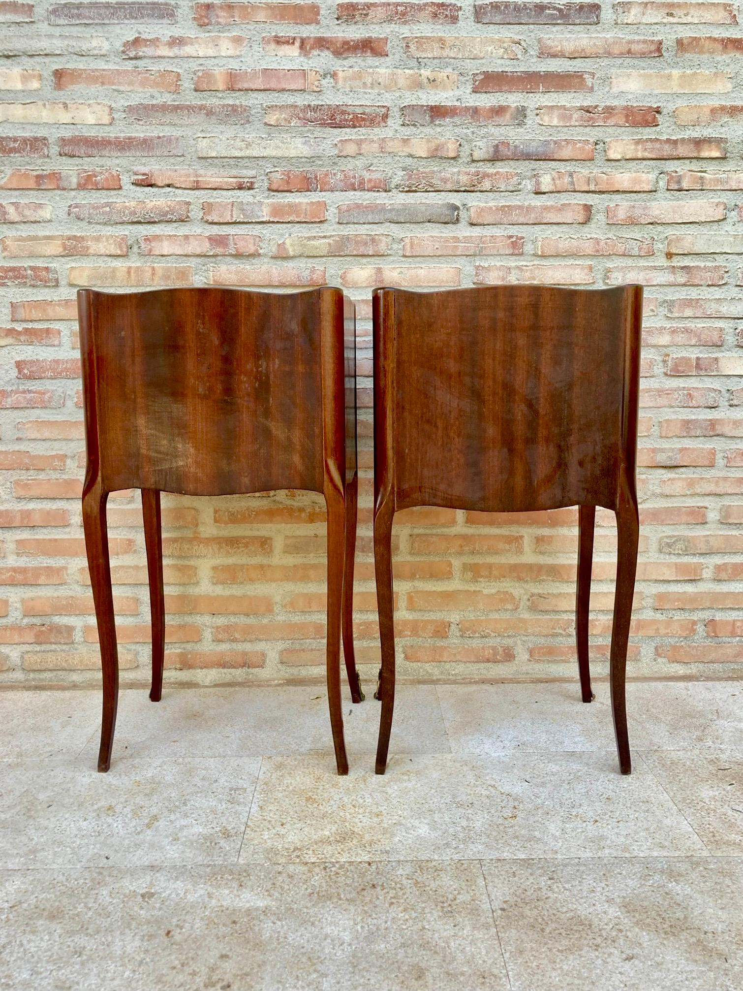 French Provincial Early 20th Century French Bedside Tables or Nightstands in Marquetry and Bronze