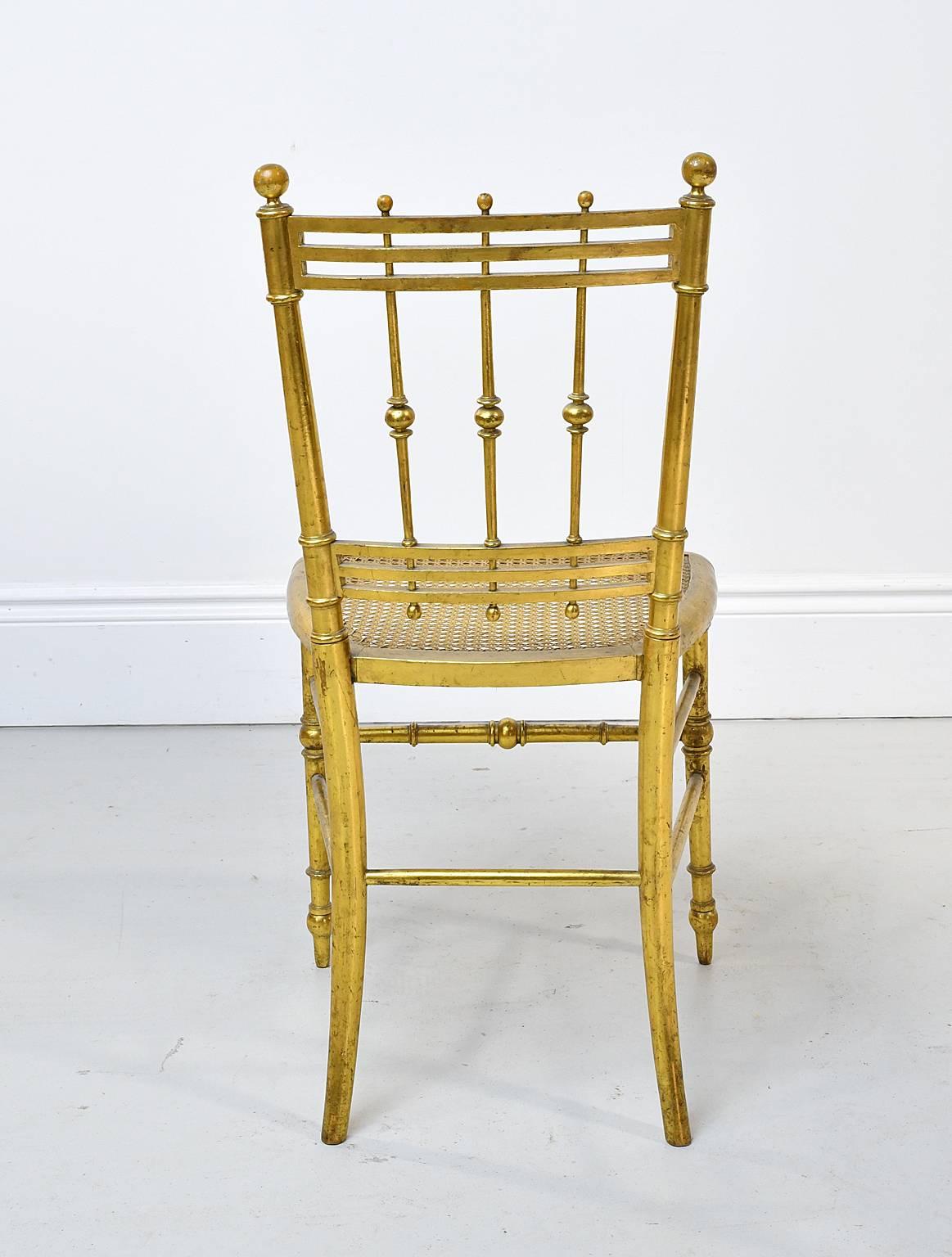 Chaise Belle Époque française du début du 20e siècle en Wood Wood doré avec assise en cannage. Bon état - En vente à Miami, FL
