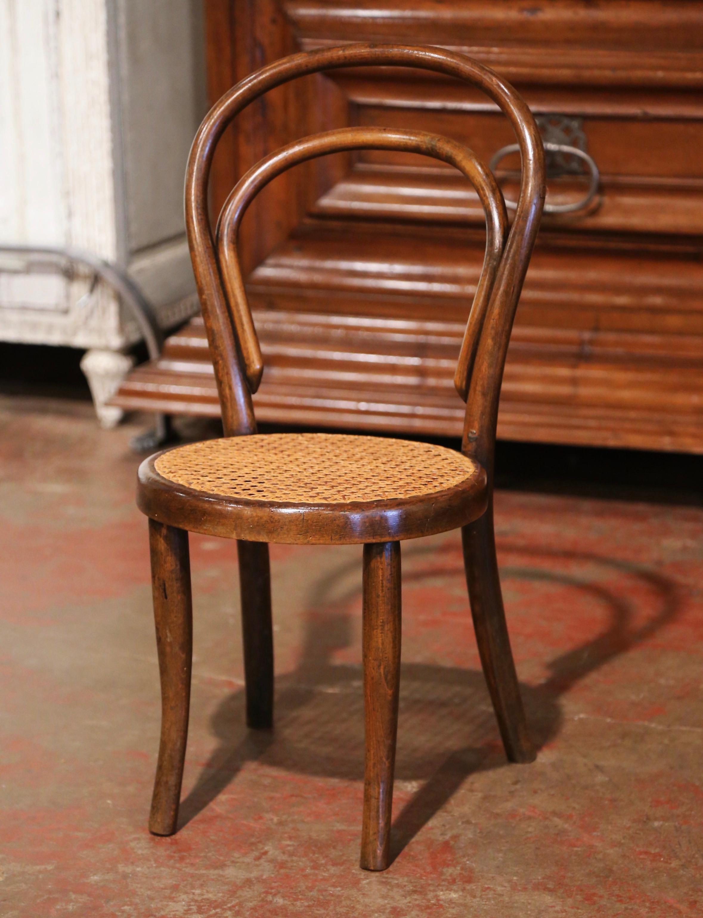 Early 20th Century French Bentwood and Cane Baby Chair Thonet Style In Excellent Condition For Sale In Dallas, TX