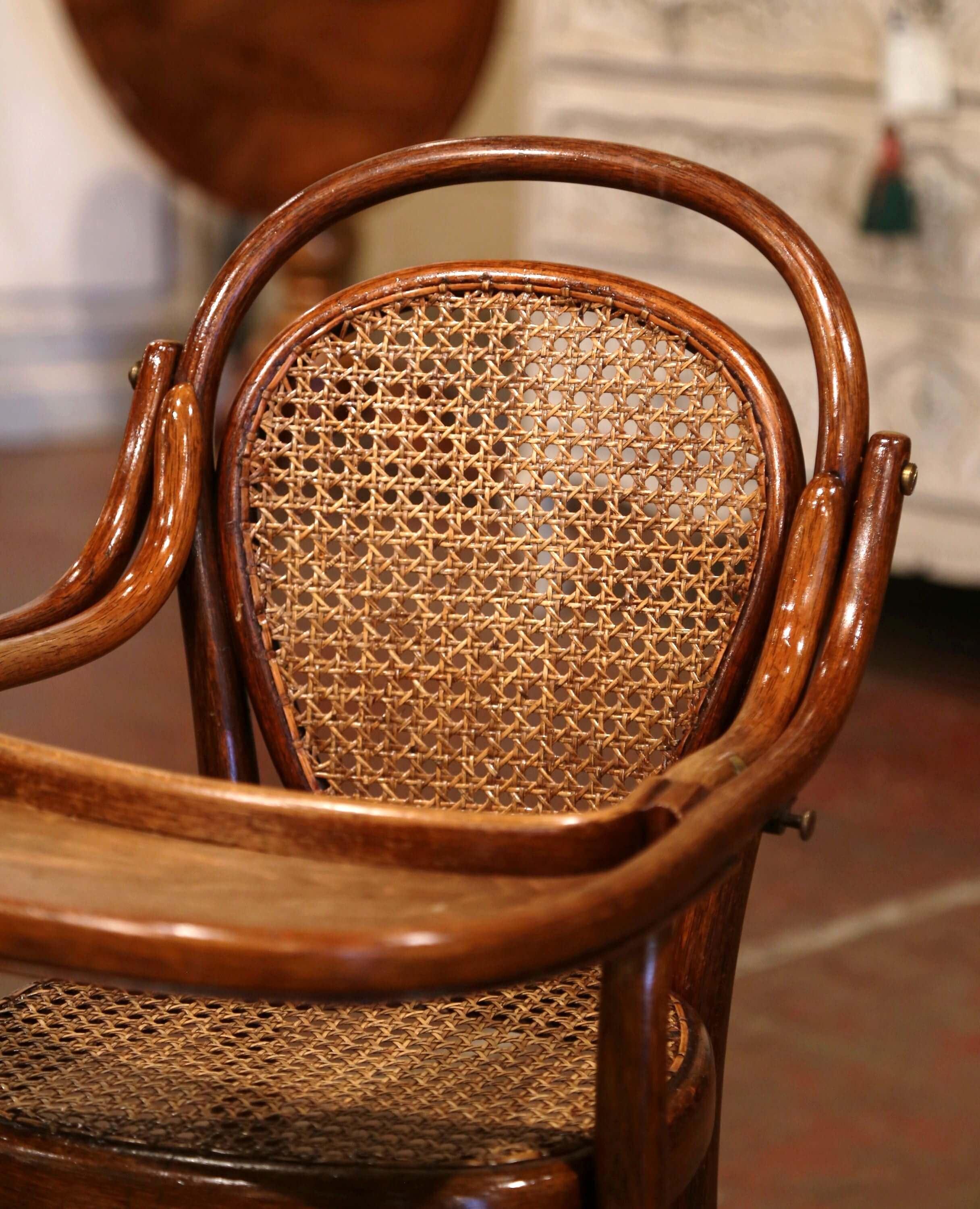 Early 20th Century French Bentwood and Cane High Baby Chair by M. Thonet For Sale 1