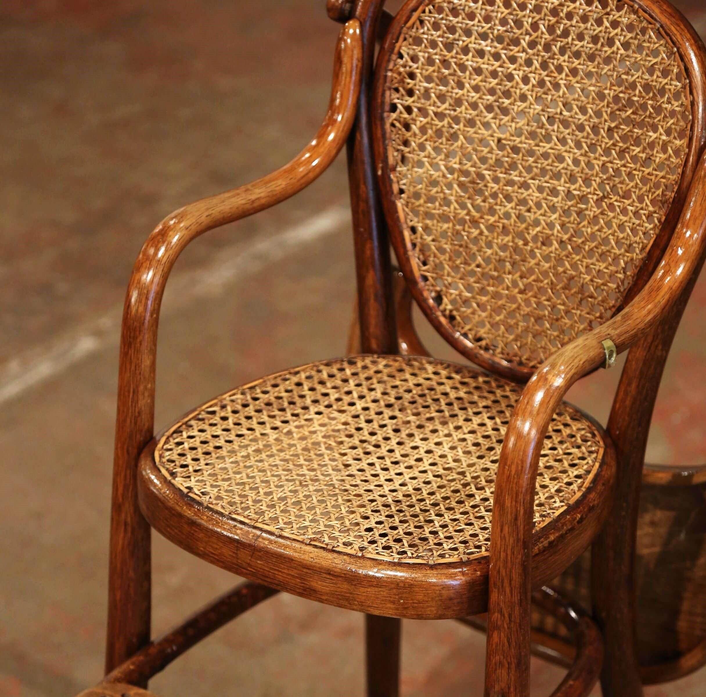 Early 20th Century French Bentwood and Cane High Baby Chair by M. Thonet 1